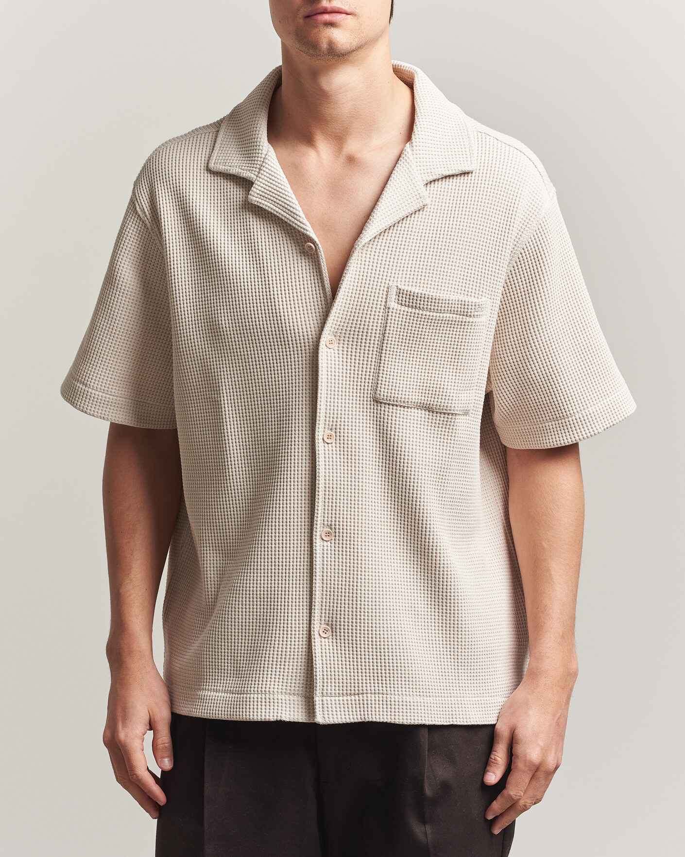 Herr | Skjortor | J.Lindeberg | Theron Waffle Resort Shirt Moonbeam
