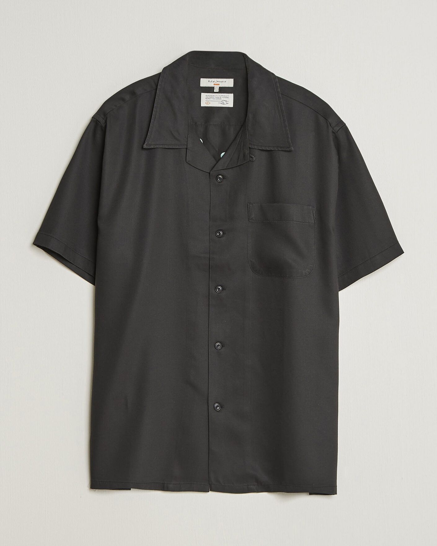 Herr | Skjortor | Nudie Jeans | Arthur Bowling Shirt Saftey Pi Black