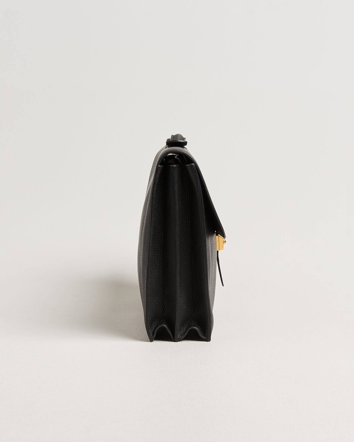 Herr | Pre-Owned & Vintage Bags | Hermès Pre-Owned | Sac à Dépêches 41 Black