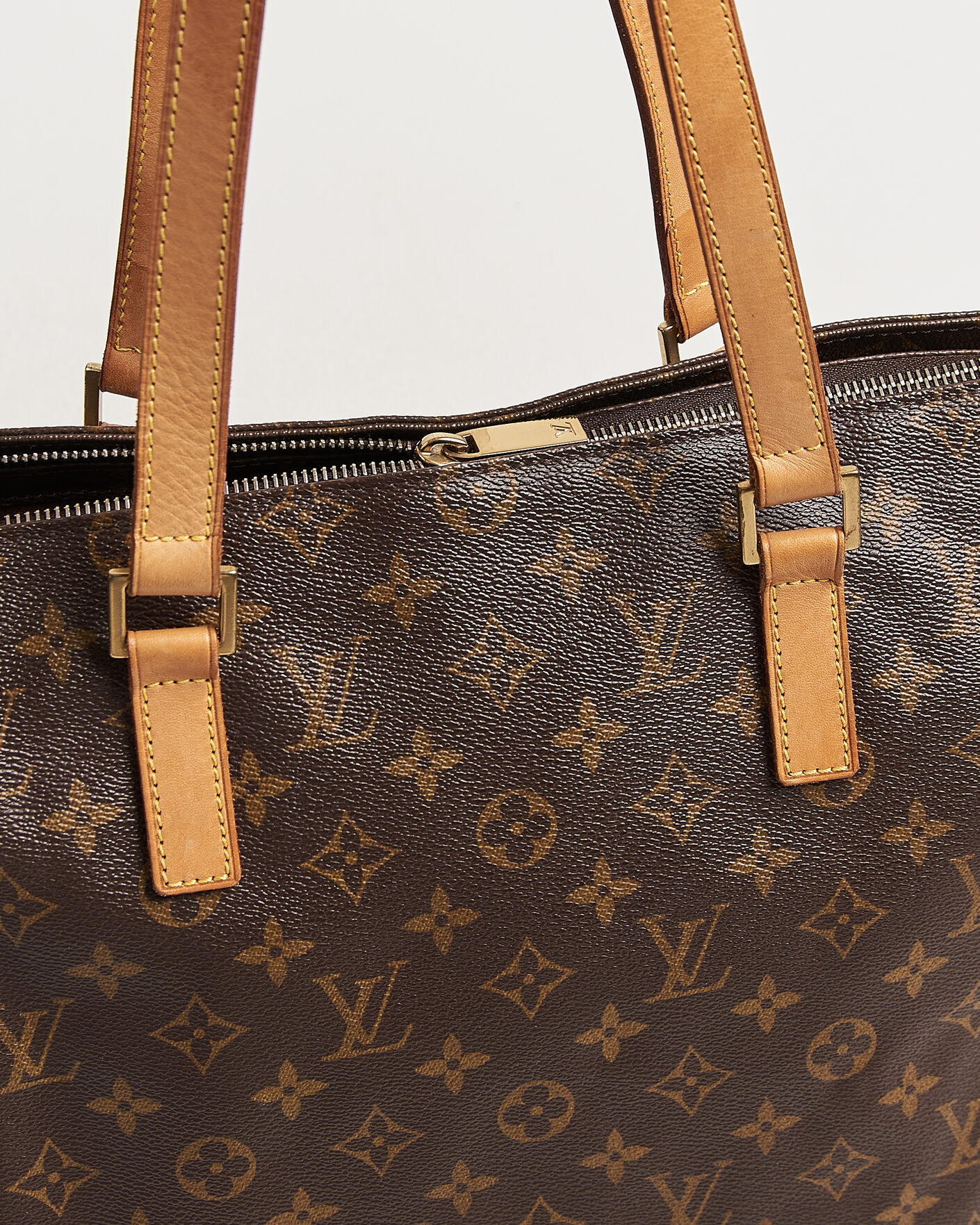 Herr | Pre-Owned & Vintage Bags | Louis Vuitton Pre-Owned | Cabas Mezzo Monogram