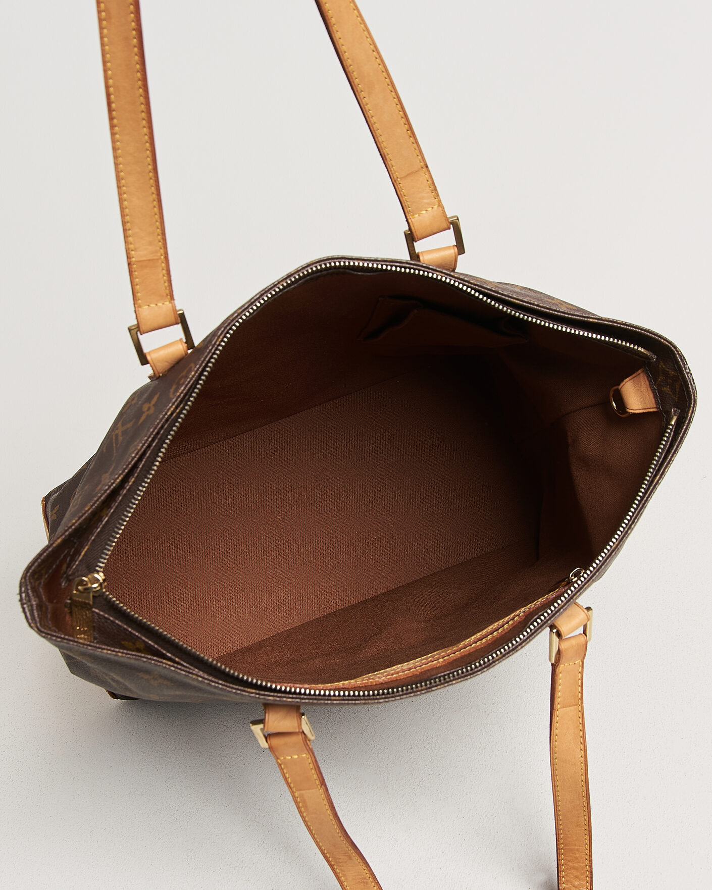 Herr | Pre-Owned & Vintage Bags | Louis Vuitton Pre-Owned | Cabas Mezzo Monogram