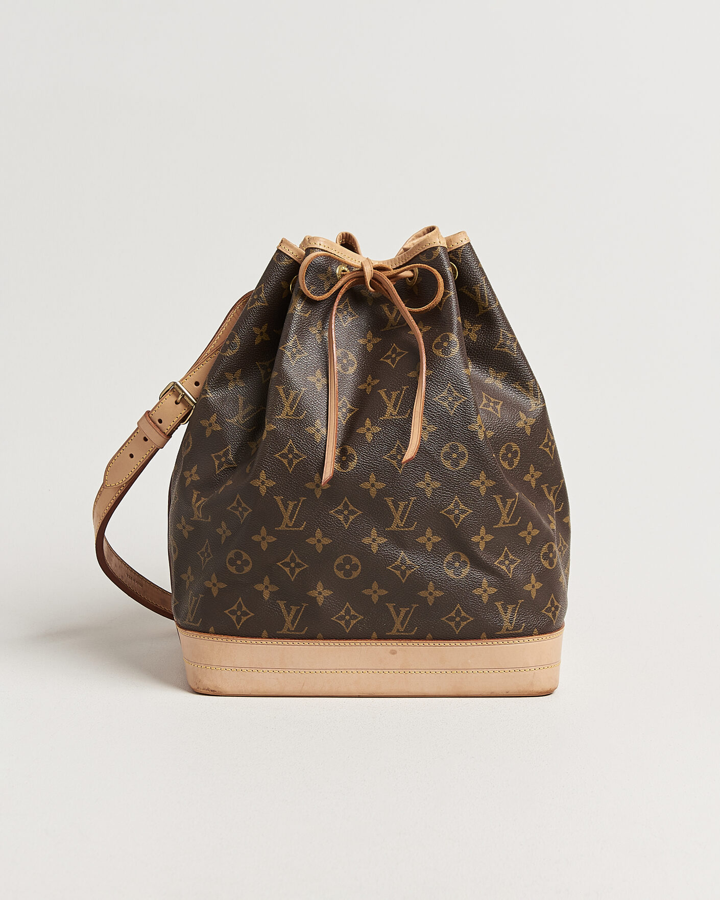 Herr | Pre-Owned & Vintage Bags | Louis Vuitton Pre-Owned | Noé Monogram