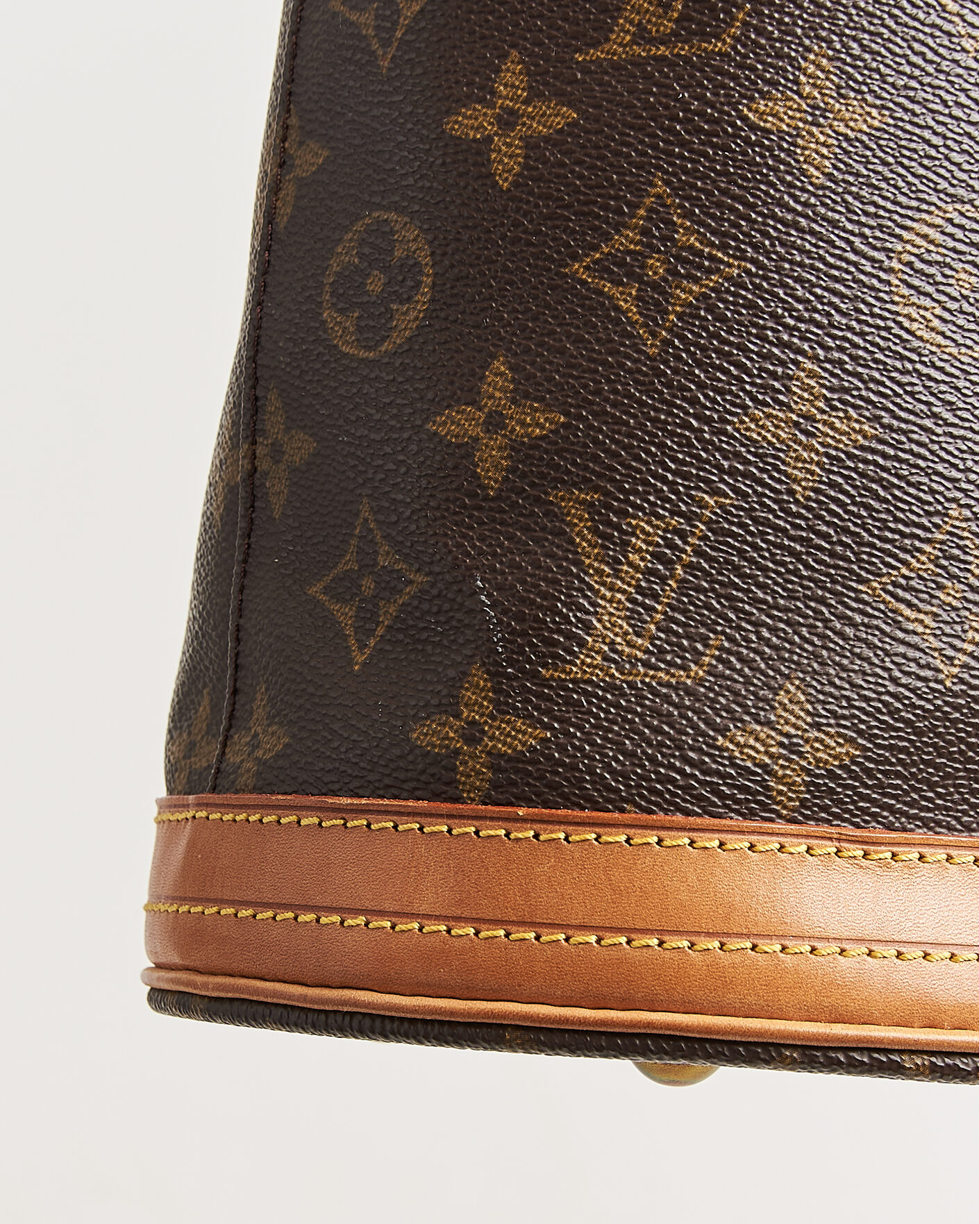 Herr | Pre-Owned & Vintage Bags | Louis Vuitton Pre-Owned | Bucket PM Bag Monogram
