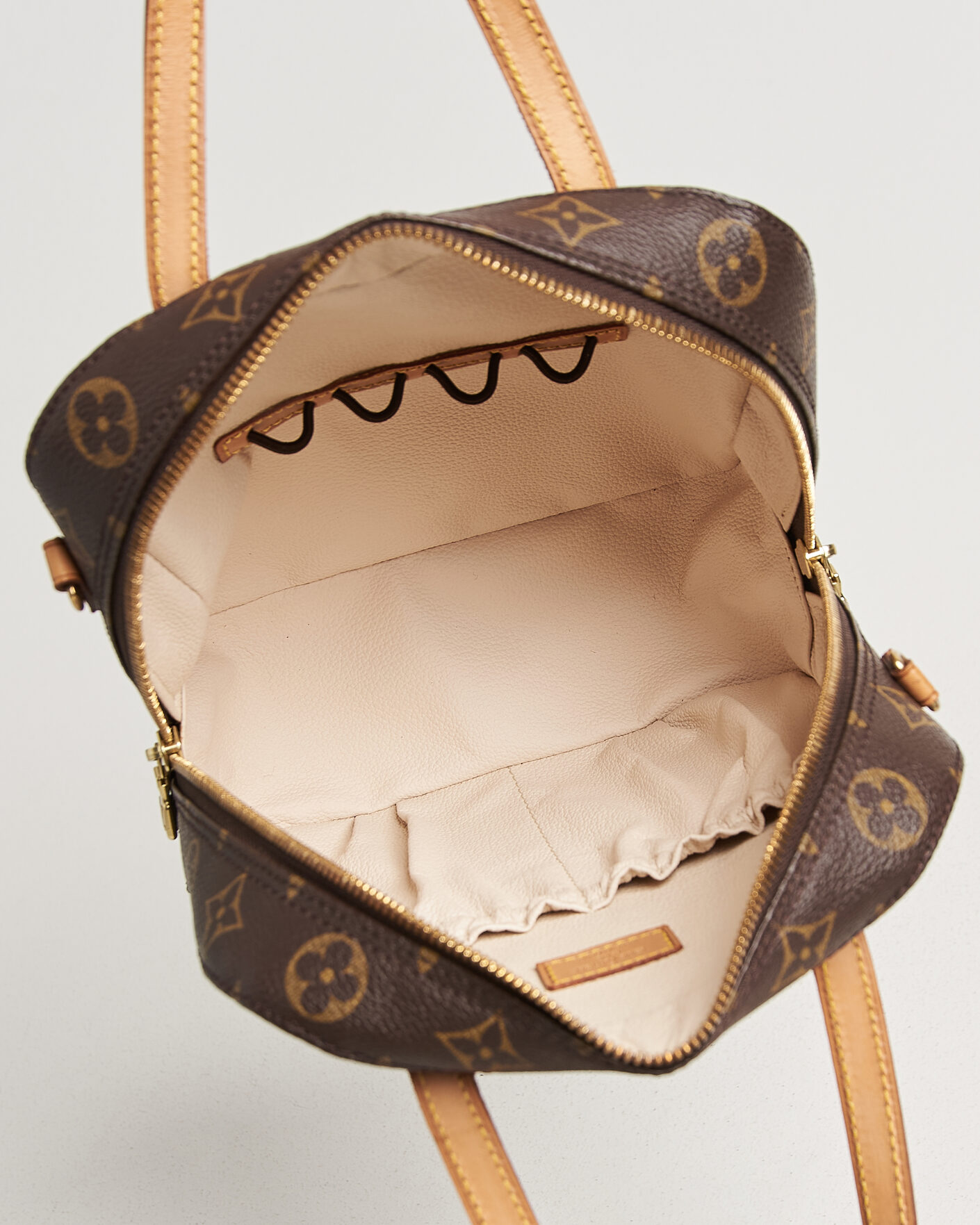 Herr | Pre-Owned & Vintage Bags | Louis Vuitton Pre-Owned | Spontini Bag Monogram