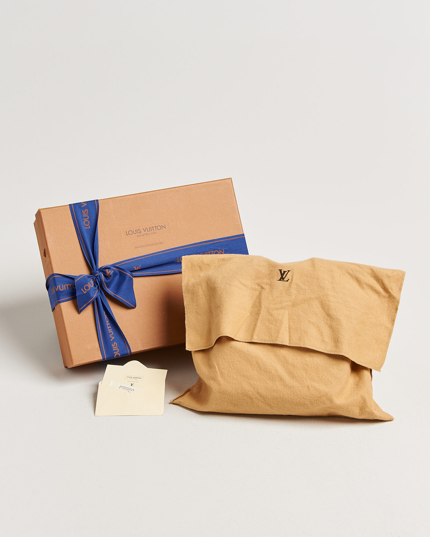 Herr | Pre-Owned & Vintage Bags | Louis Vuitton Pre-Owned | Spontini Bag Monogram