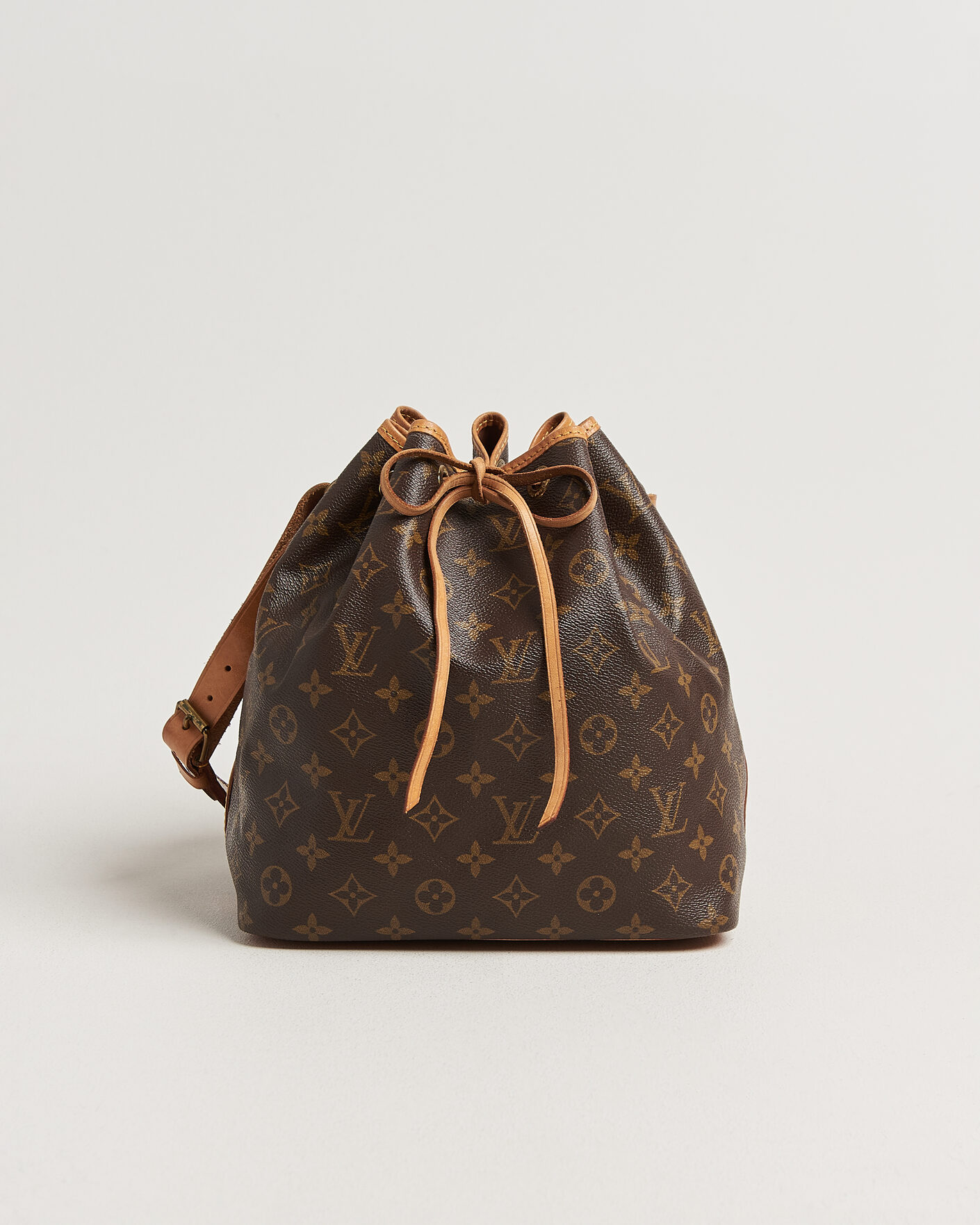 Herr | Pre-Owned & Vintage Bags | Louis Vuitton Pre-Owned | Petit Noé Monogram