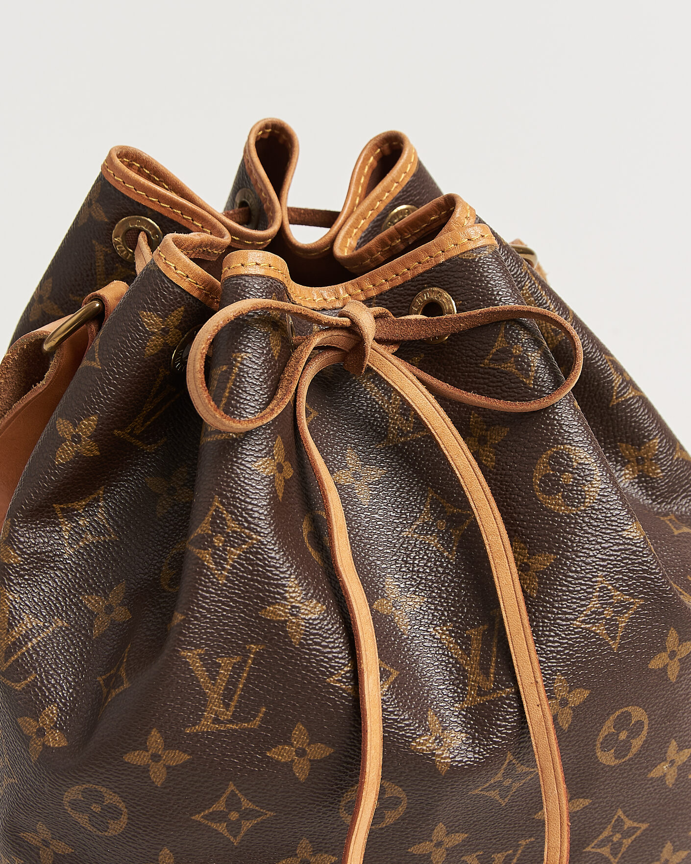 Herr | Pre-Owned & Vintage Bags | Louis Vuitton Pre-Owned | Petit Noé Monogram