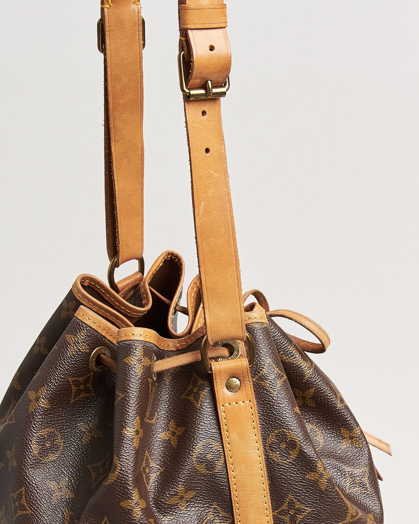 Herr | Pre-Owned & Vintage Bags | Louis Vuitton Pre-Owned | Petit Noé Monogram