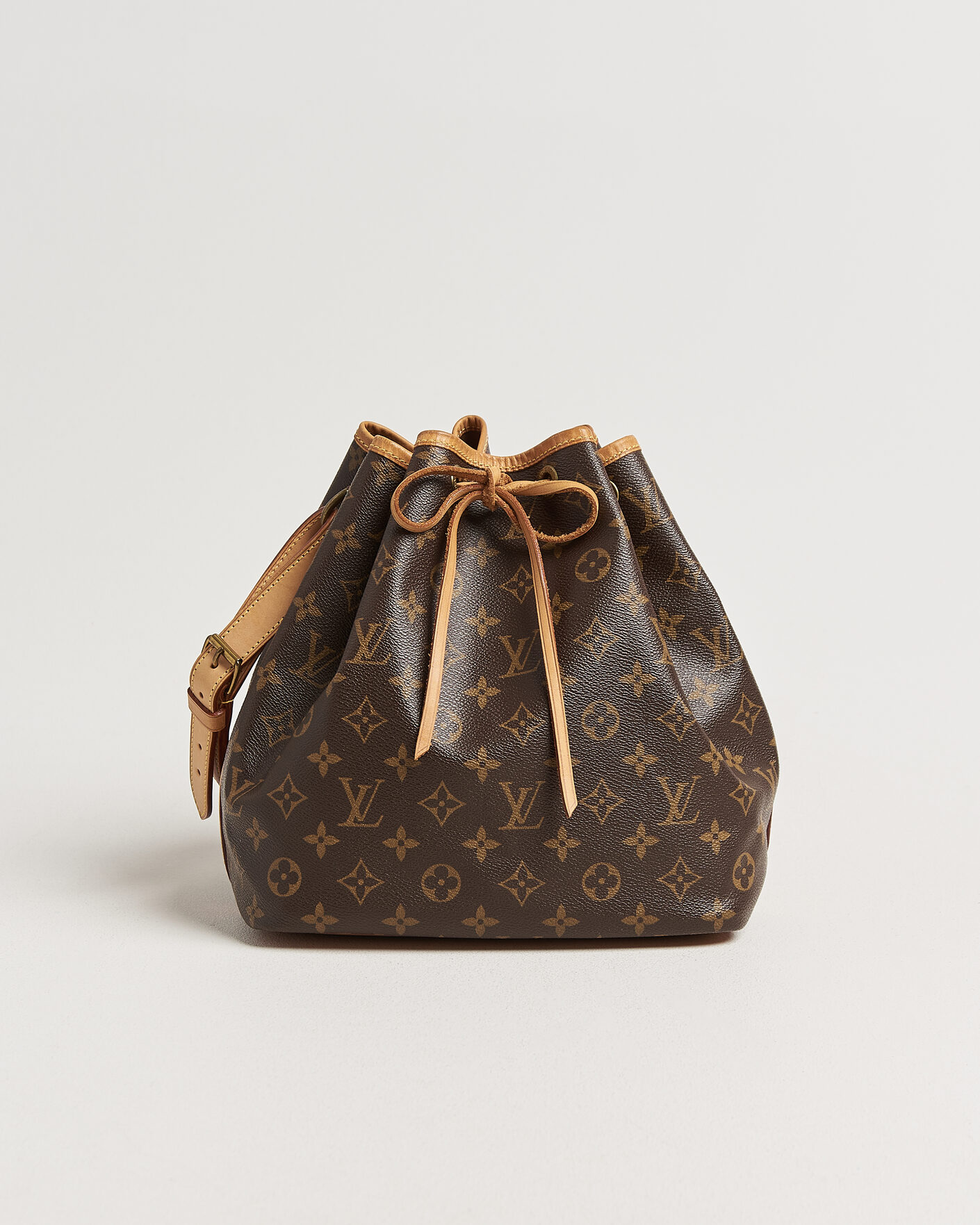 Herr | Pre-Owned & Vintage Bags | Louis Vuitton Pre-Owned | Petit Noé Monogram