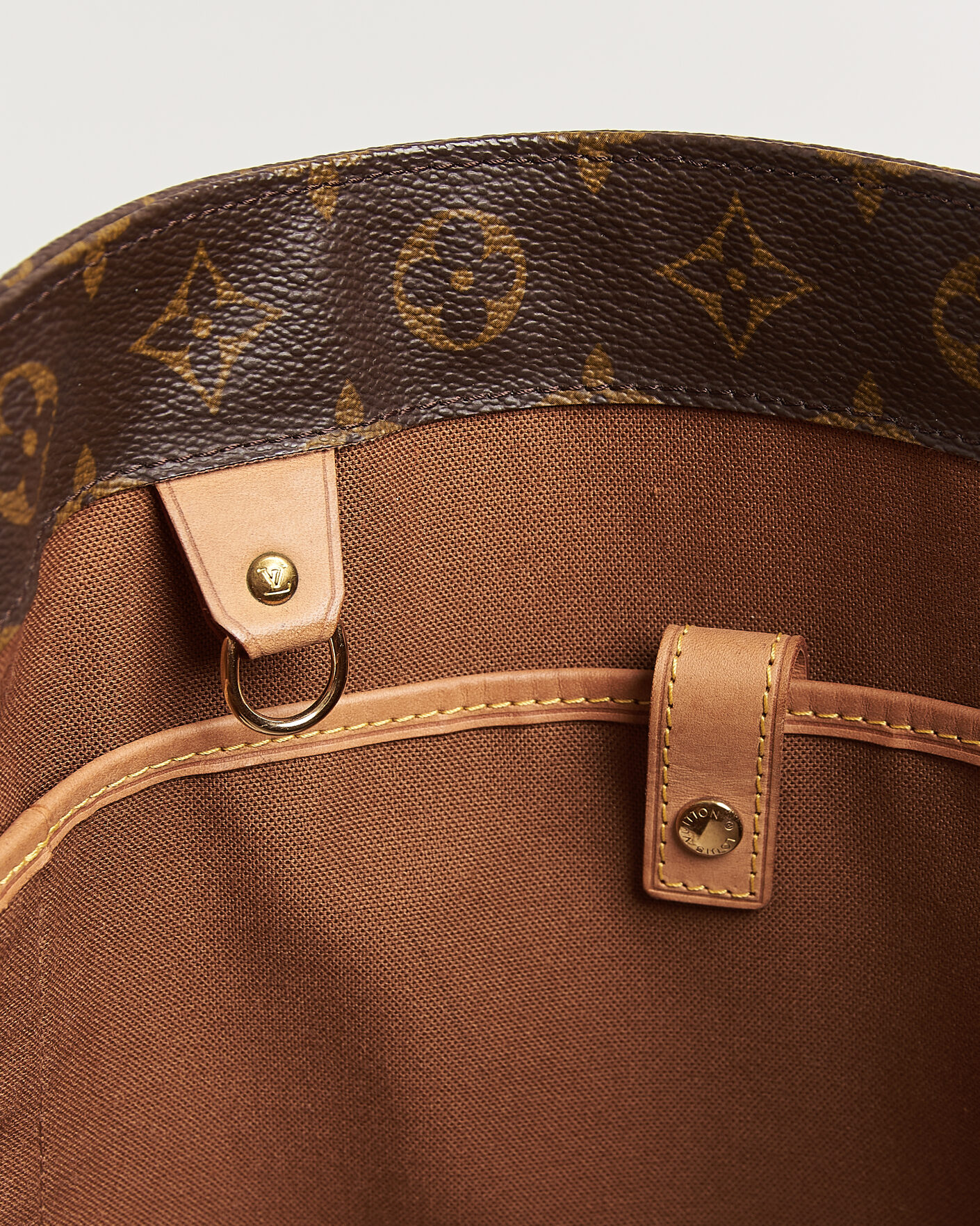 Herr | Pre-Owned & Vintage Bags | Louis Vuitton Pre-Owned | Vavin Bag GM Monogram