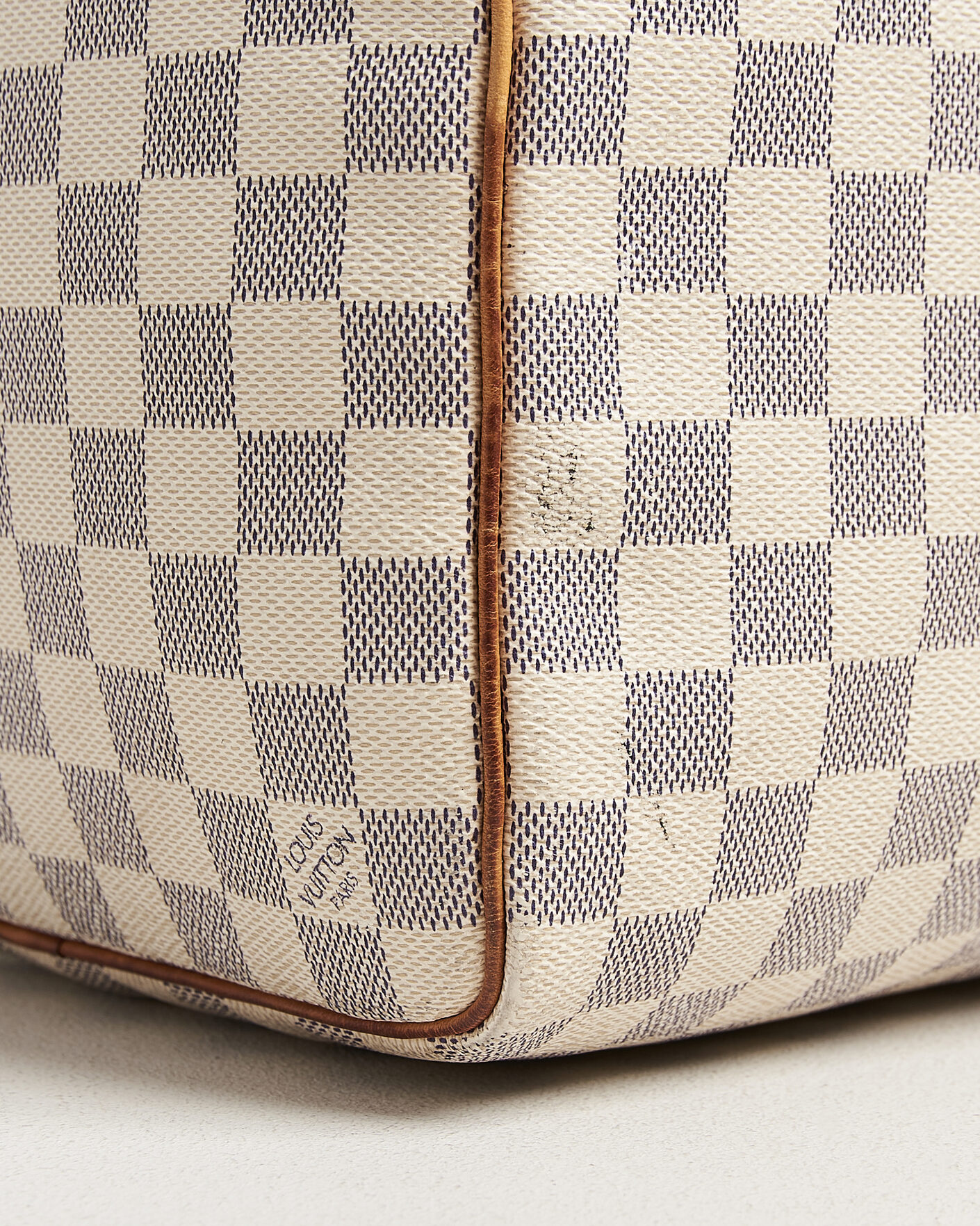 Herr | Pre-Owned & Vintage Bags | Louis Vuitton Pre-Owned | Keepall 50 Damier Azur