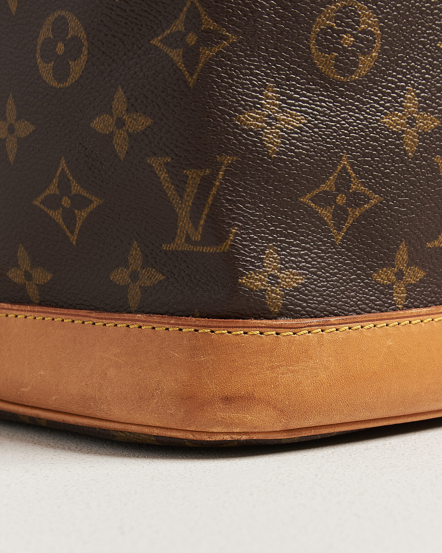 Herr | Pre-Owned & Vintage Bags | Louis Vuitton Pre-Owned | Cruiser Bag 40 Monogram