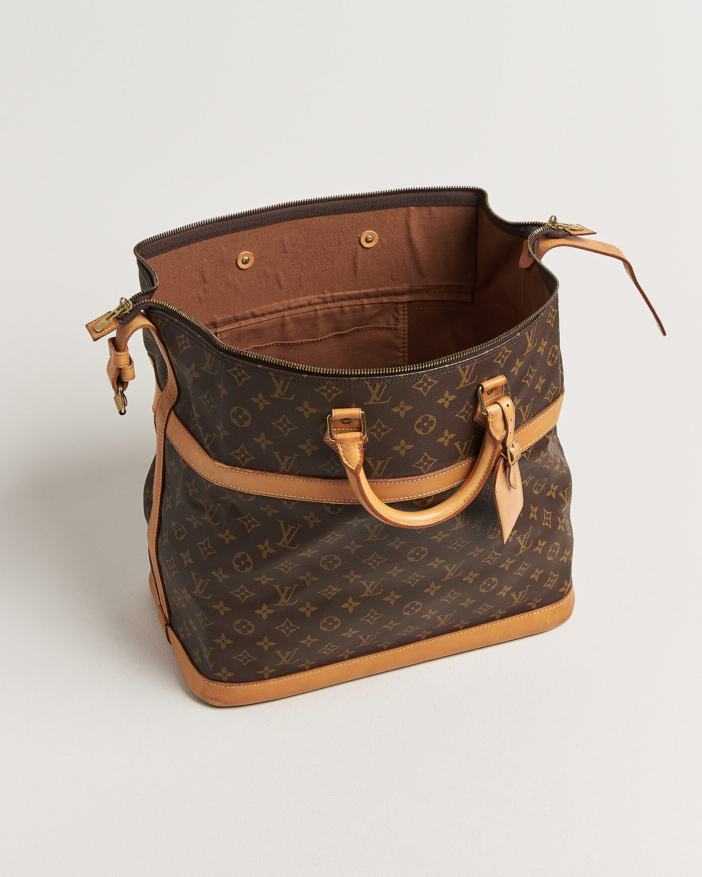 Herr | Pre-Owned & Vintage Bags | Louis Vuitton Pre-Owned | Cruiser Bag 40 Monogram