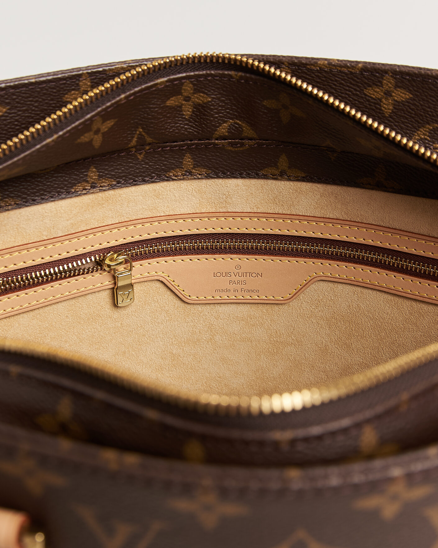 Herr | Pre-Owned & Vintage Bags | Louis Vuitton Pre-Owned | Luco Bag Monogram