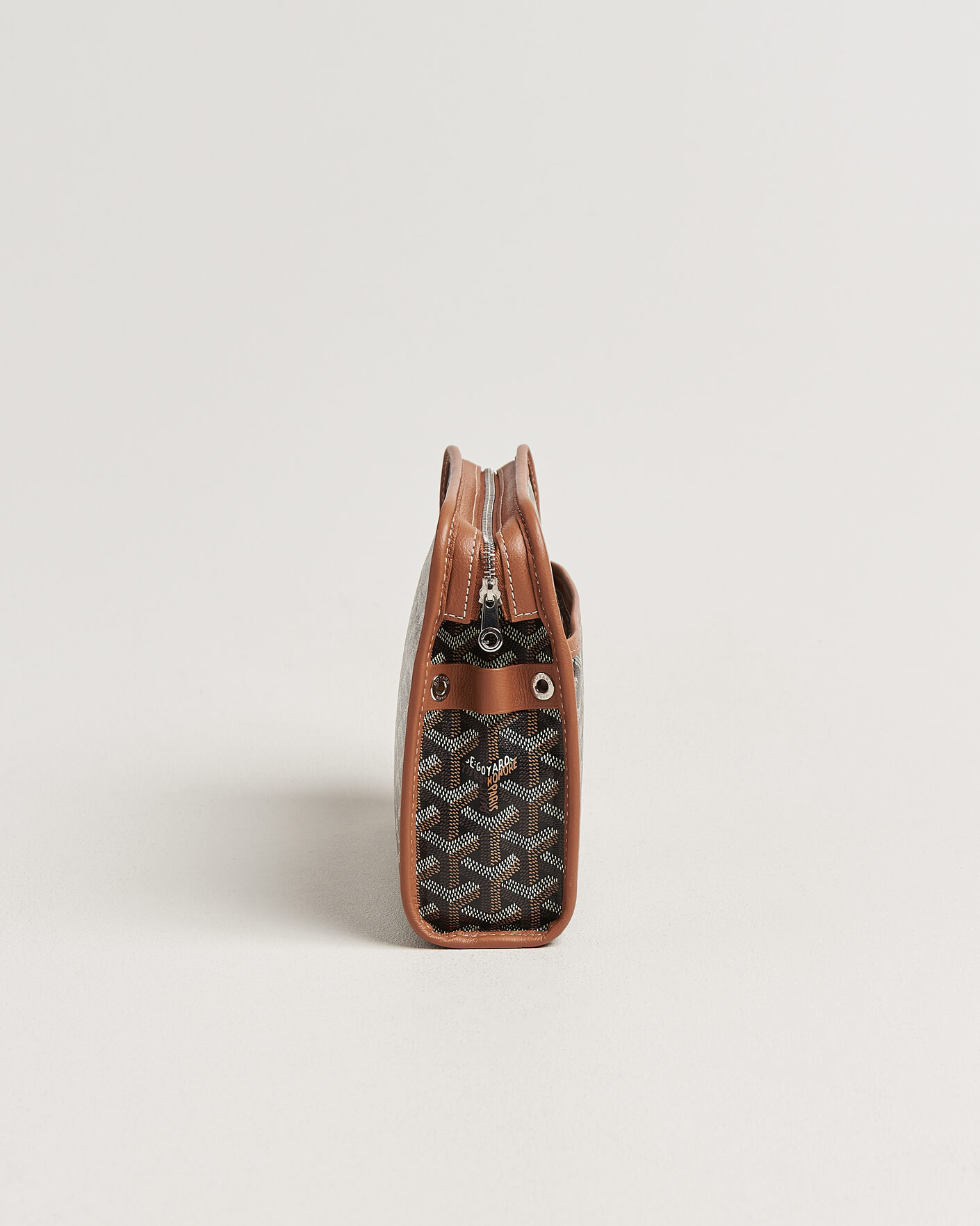 Herr | Pre-Owned & Vintage Bags | Goyard Pre-Owned | Jouvance MM Toiletry Bag Black