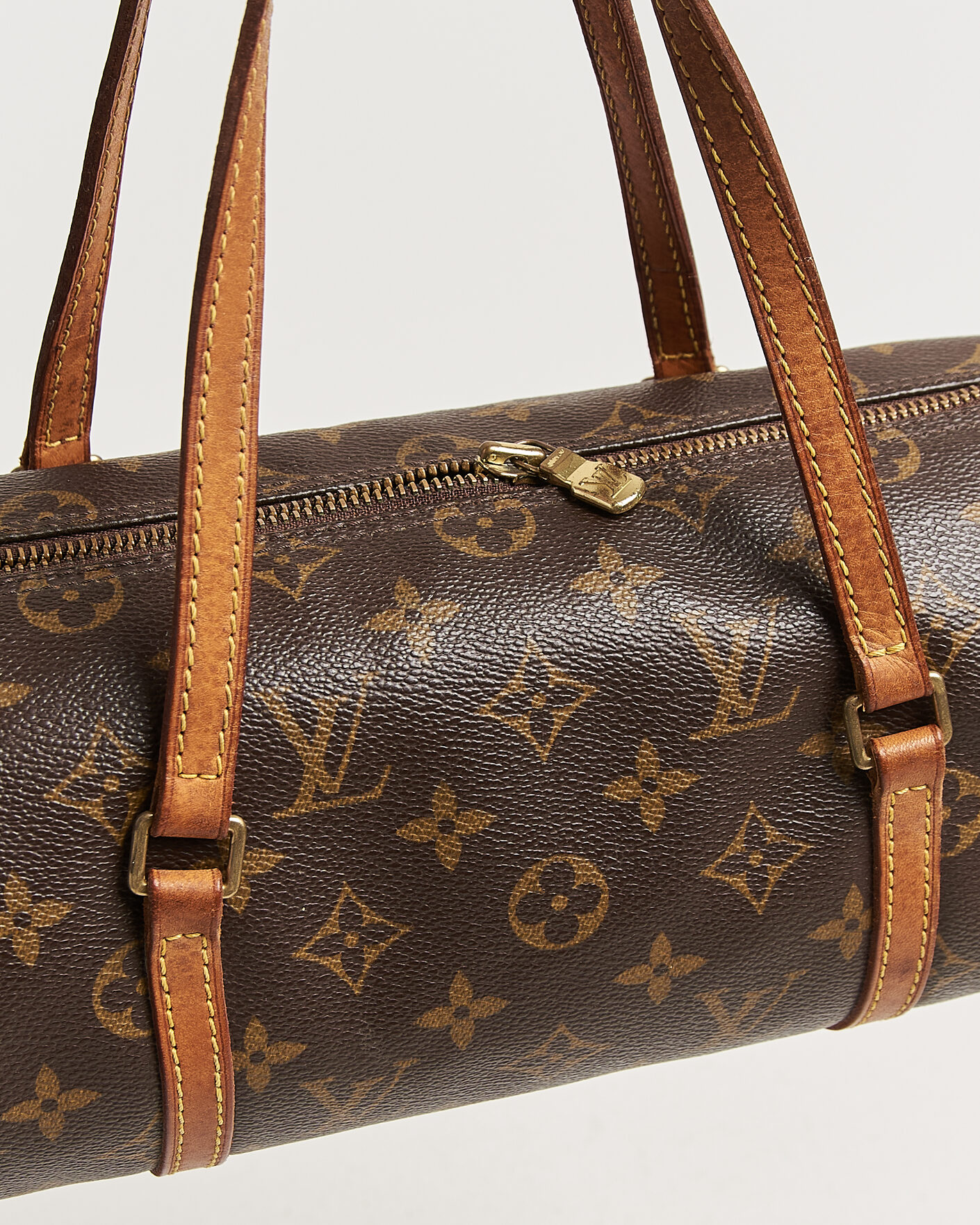 Herr | Pre-Owned & Vintage Bags | Louis Vuitton Pre-Owned | Papillon 26 Monogram