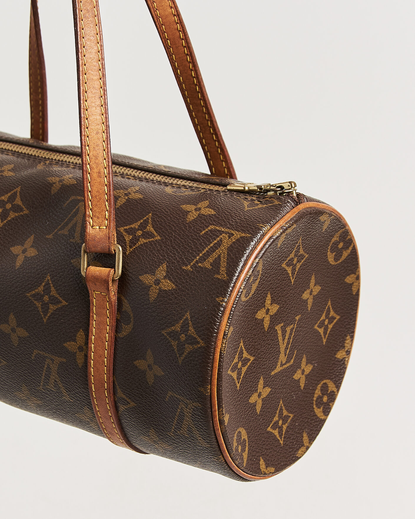 Herr | Pre-Owned & Vintage Bags | Louis Vuitton Pre-Owned | Papillon 26 Monogram