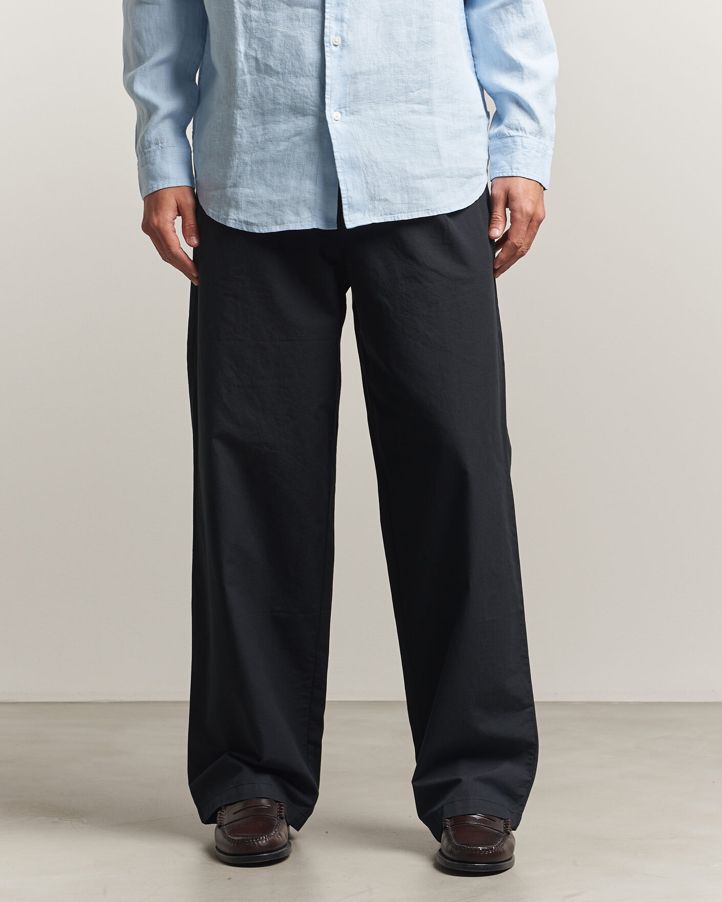 Herr | Byxor | Samsøe Samsøe | Valentin Cotton/Linen Pleated Trousers Black