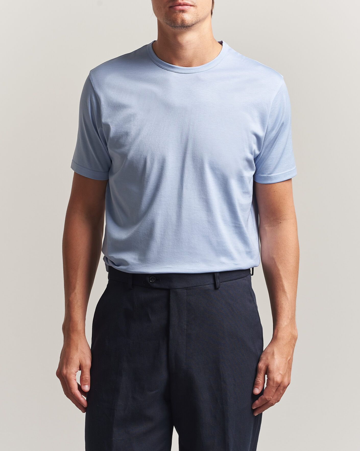 Herr | T-Shirts | Sunspel | Crew Neck Q82 Cotton T-Shirt Sky Blue