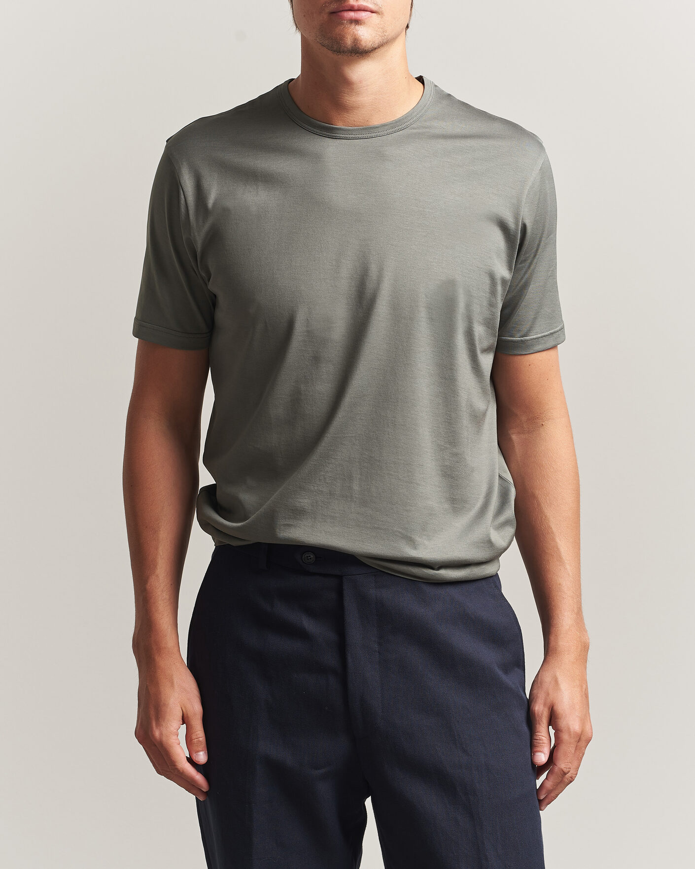 Herr | T-Shirts | Sunspel | Crew Neck Q82 Cotton T-Shirt Fossil Grey