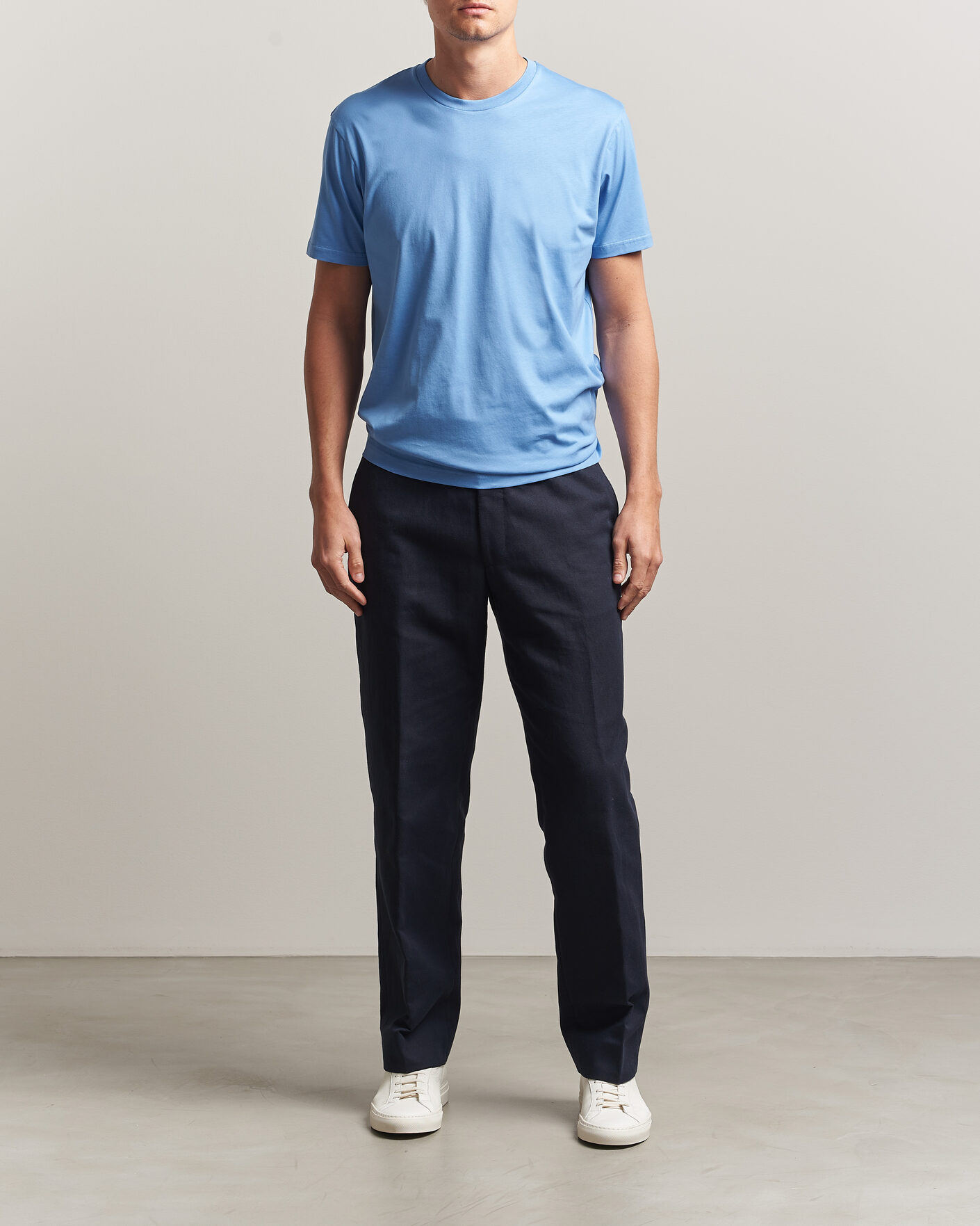 Herr | T-Shirts | Sunspel | Riviera Midweight T-Shirt Azure Blue