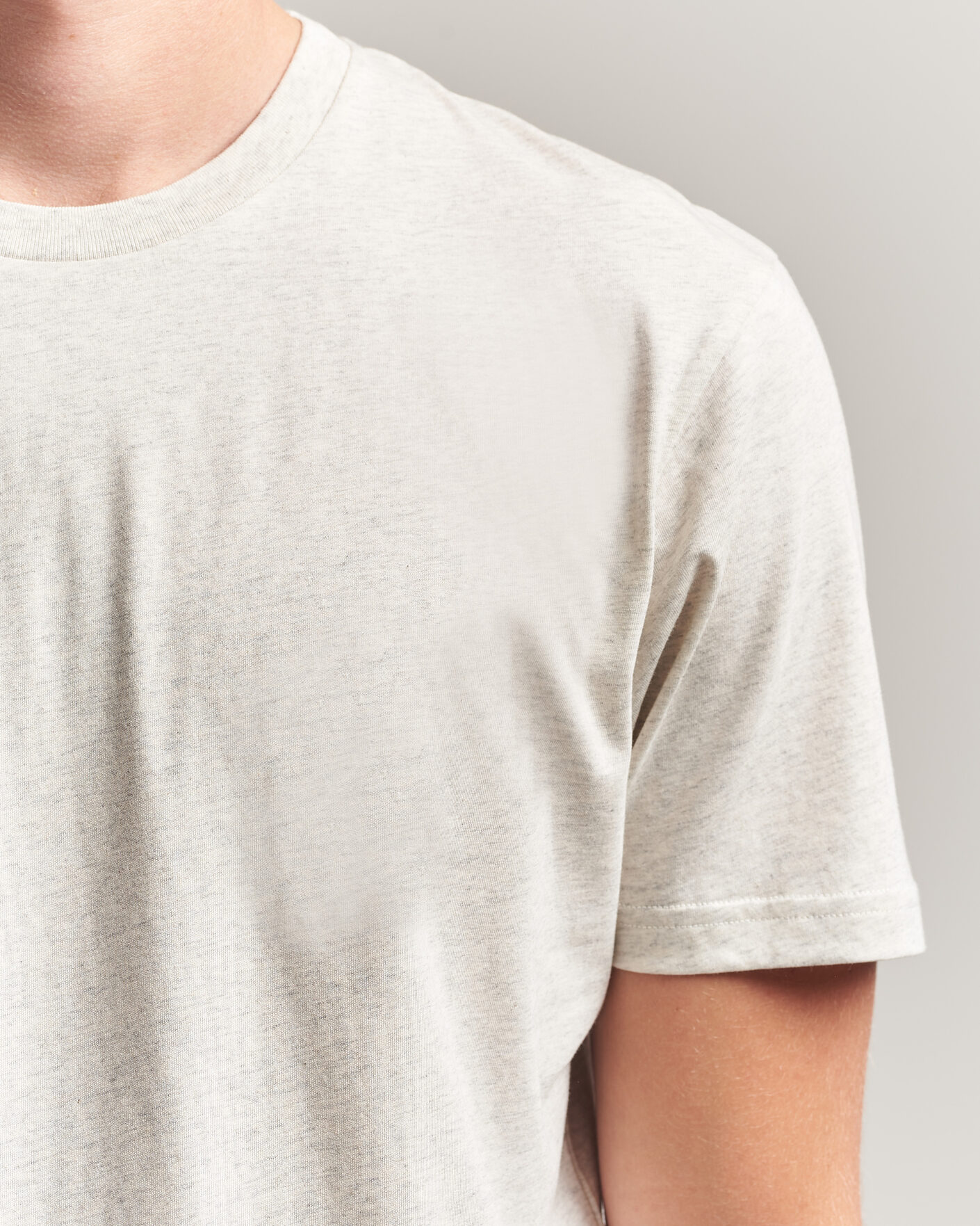 Herr | T-Shirts | Sunspel | Riviera Midweight T-Shirt Archive White