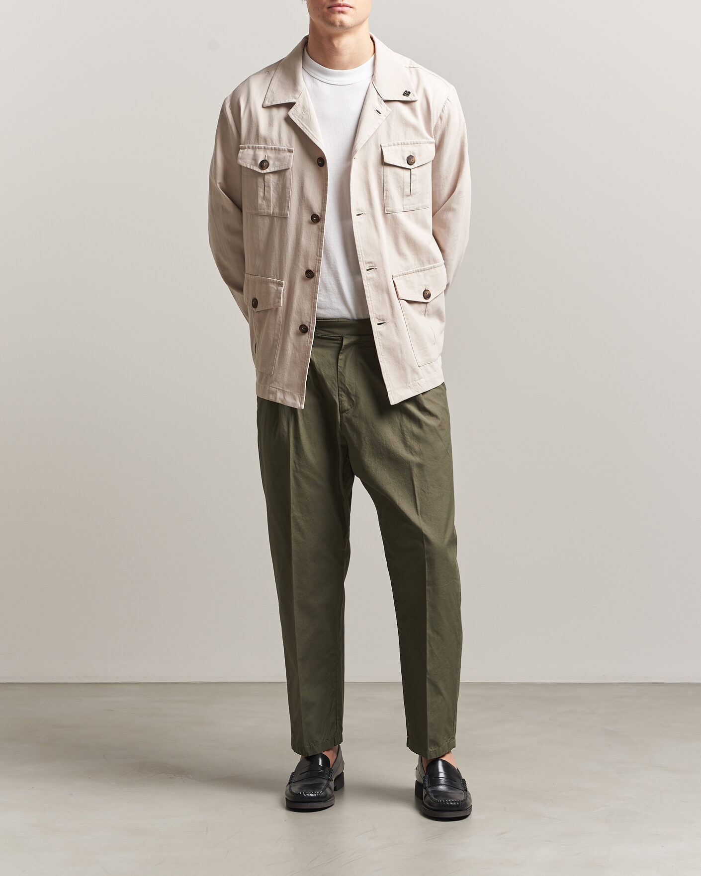 Herr | Byxor | Massimo Alba | Stan Pleated Chinos Military