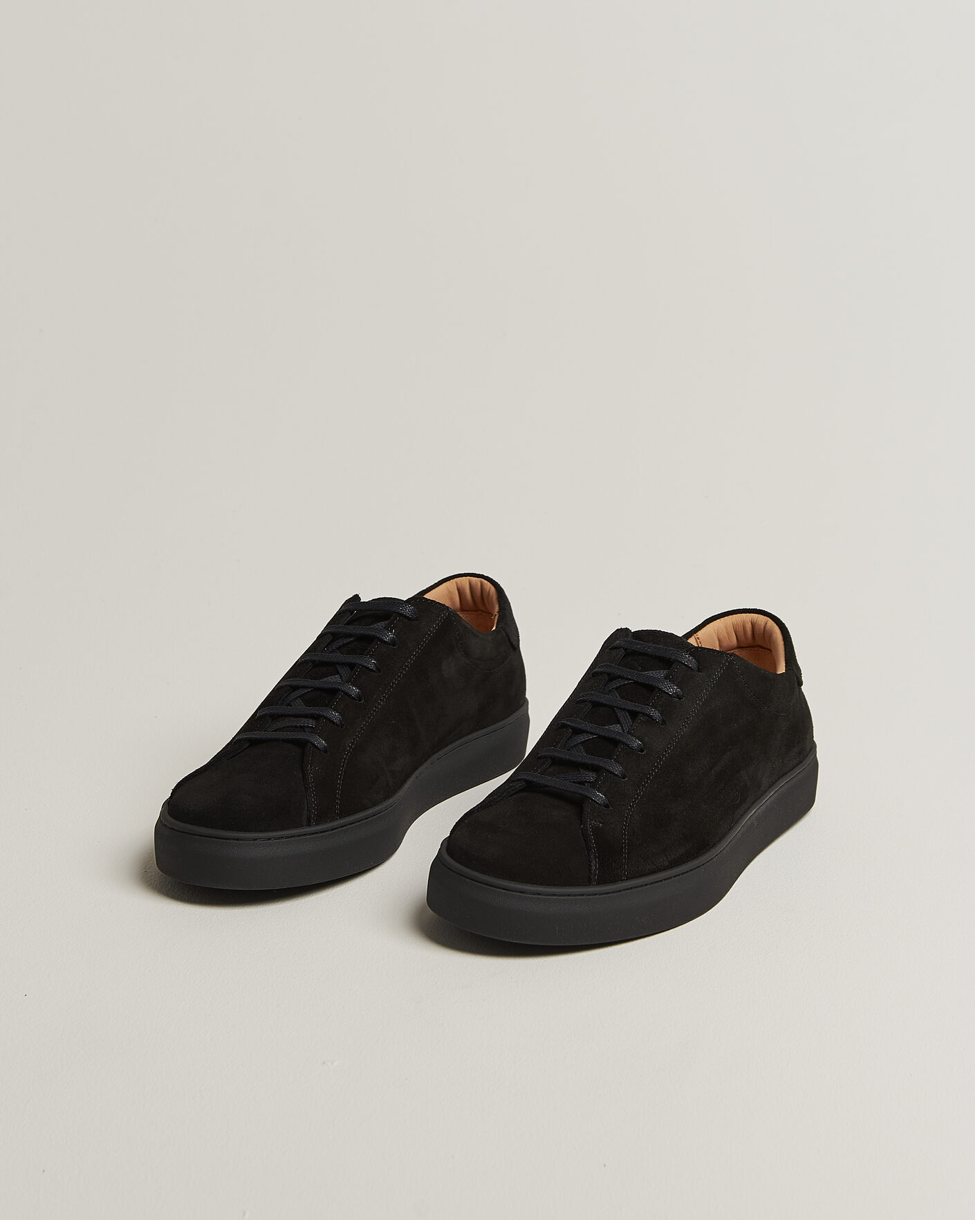 Herr | Sneakers | Myrqvist | Oaxen Monochrome III Sneakers Black Suede