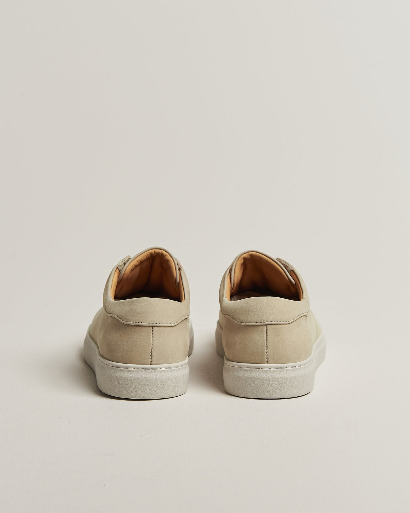 Herr | Sneakers | Myrqvist | Alnö Monochrome II Sneakers Beige Nubuck