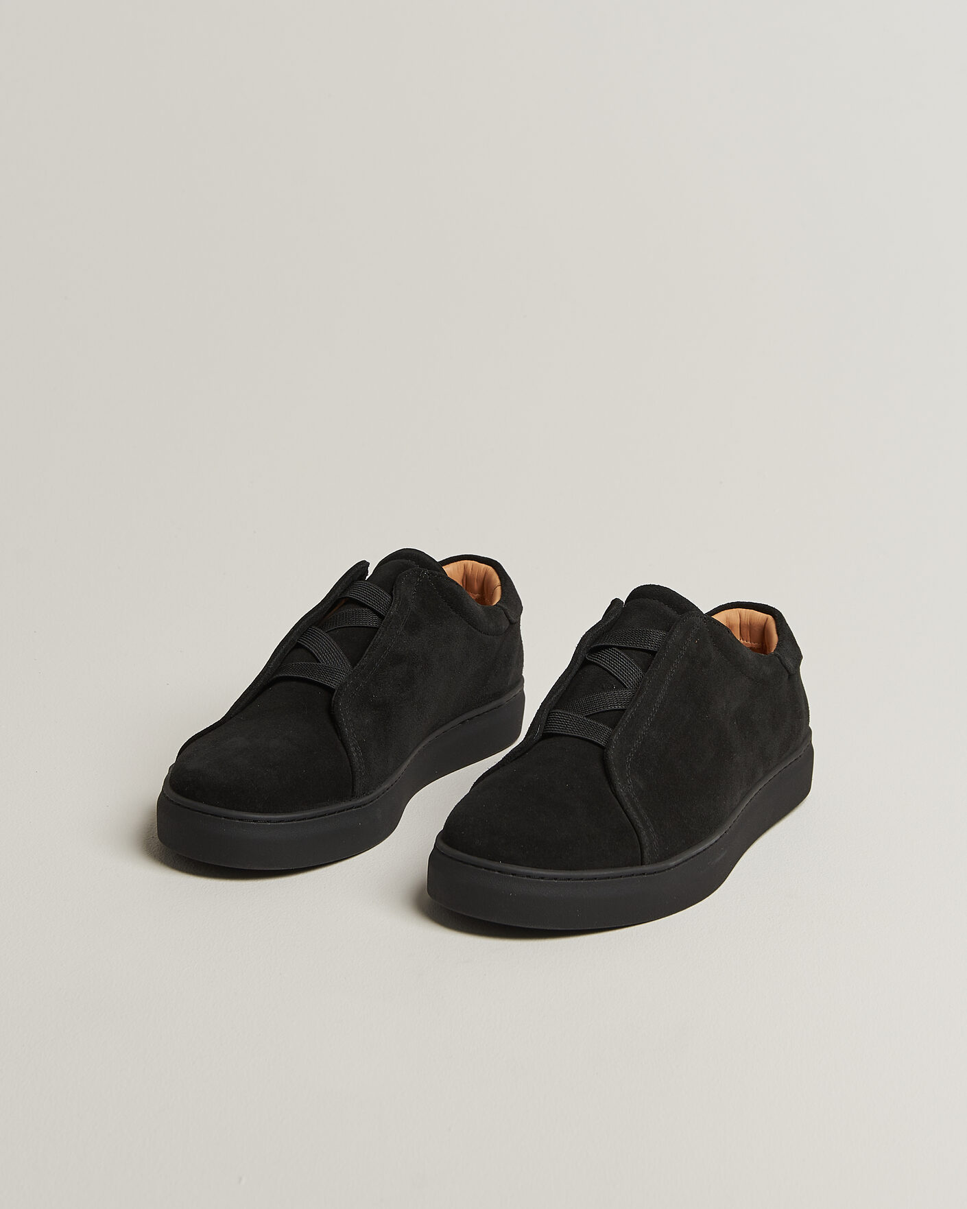 Herr | Sneakers | Myrqvist | Alnö Monochrome II Sneakers Black Suede