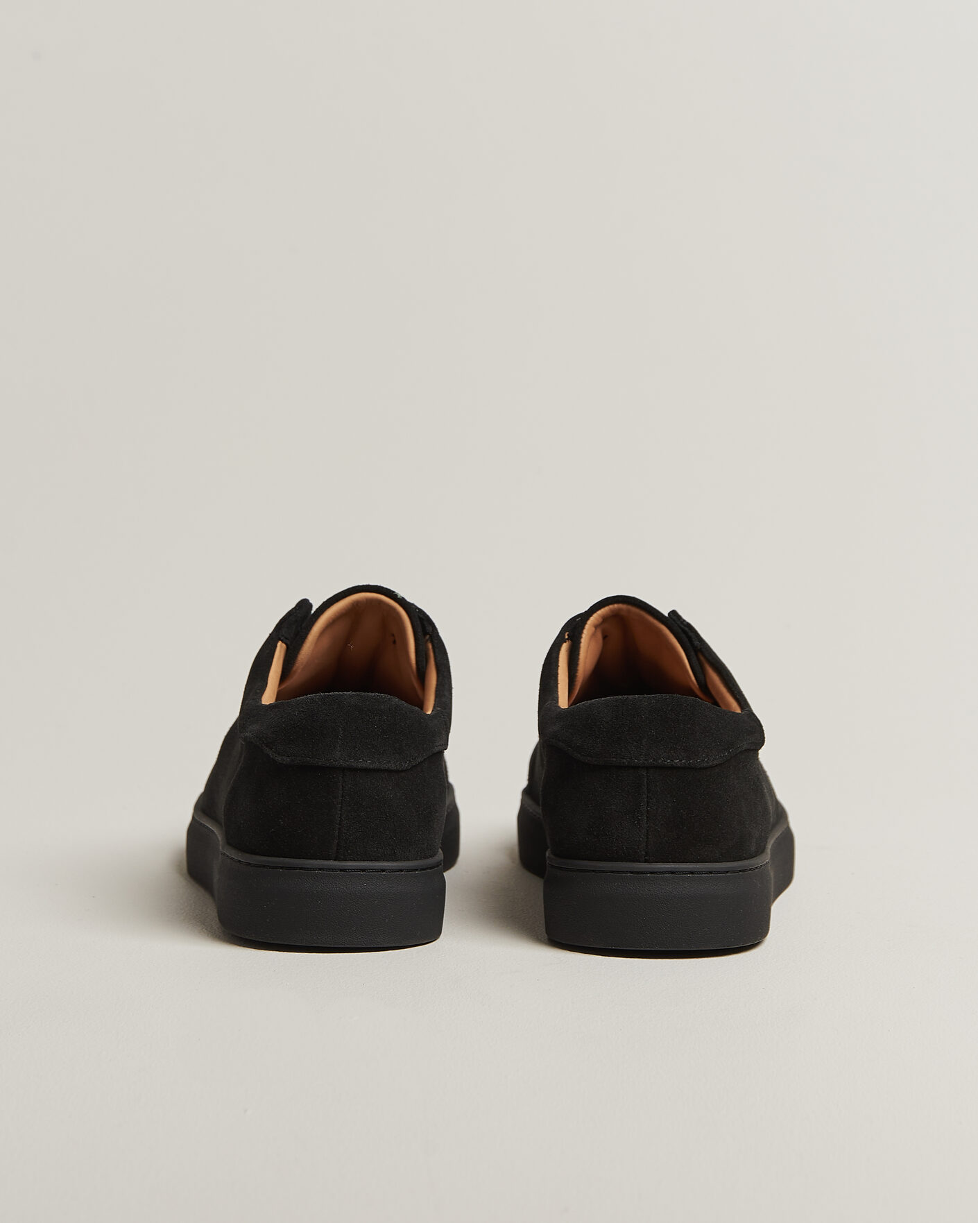 Herr | Sneakers | Myrqvist | Alnö Monochrome II Sneakers Black Suede