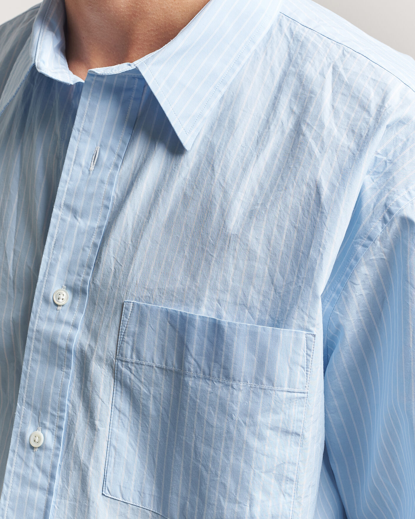 Herr | Skjortor | Sunflower | New Base Shirt Light Blue Stripe