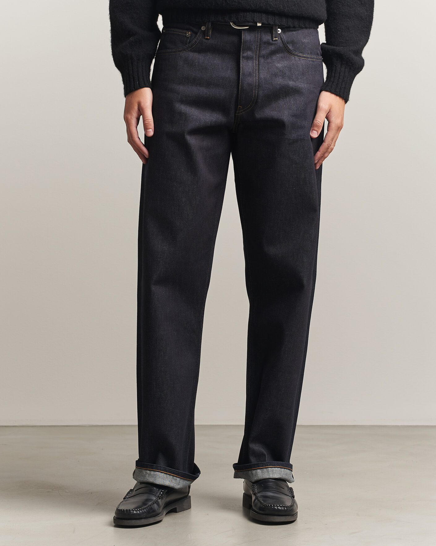 Herr | Byxor | Sunflower | Loose Selvedge Jeans Raw Indigo