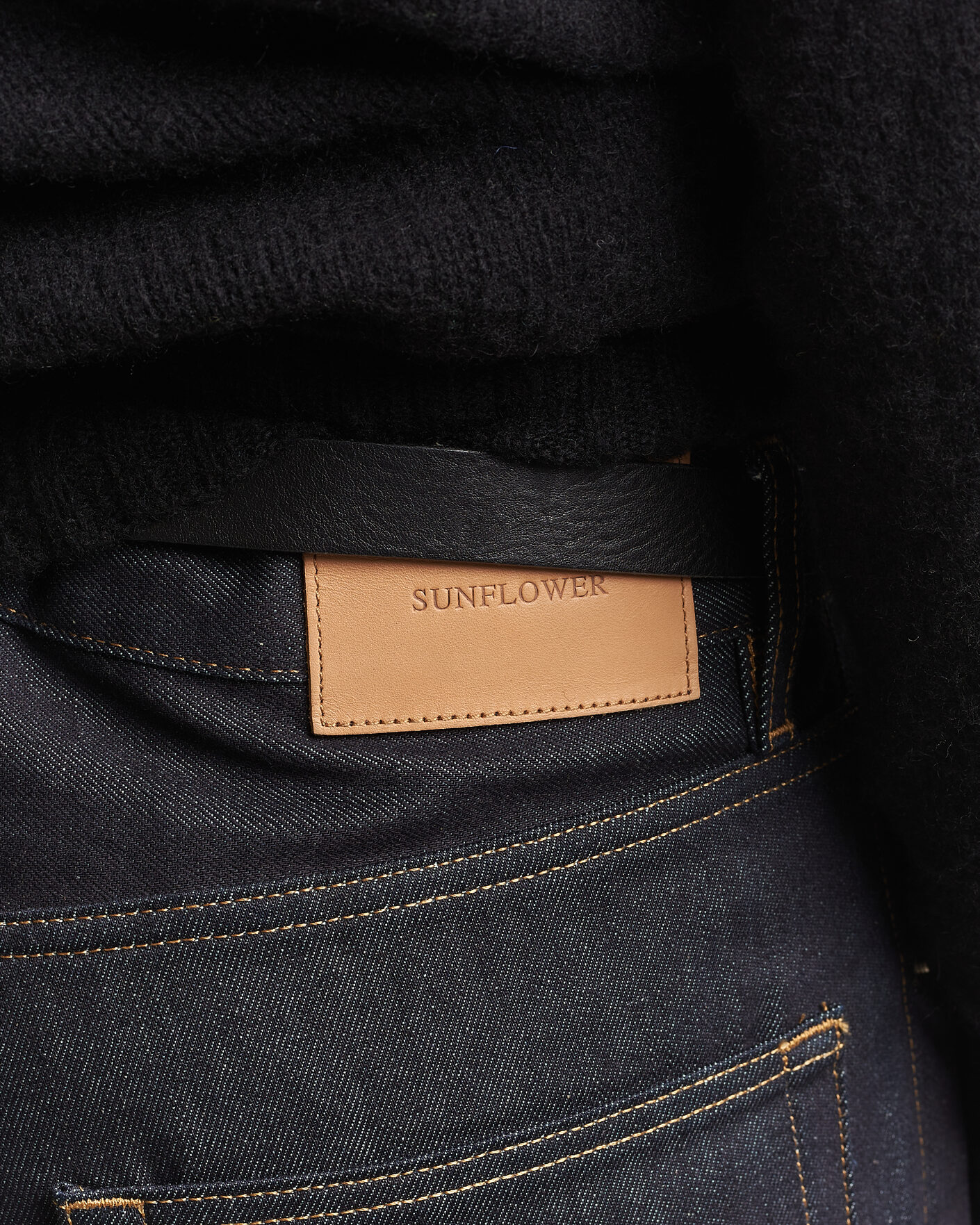 Herr | Byxor | Sunflower | Loose Selvedge Jeans Raw Indigo