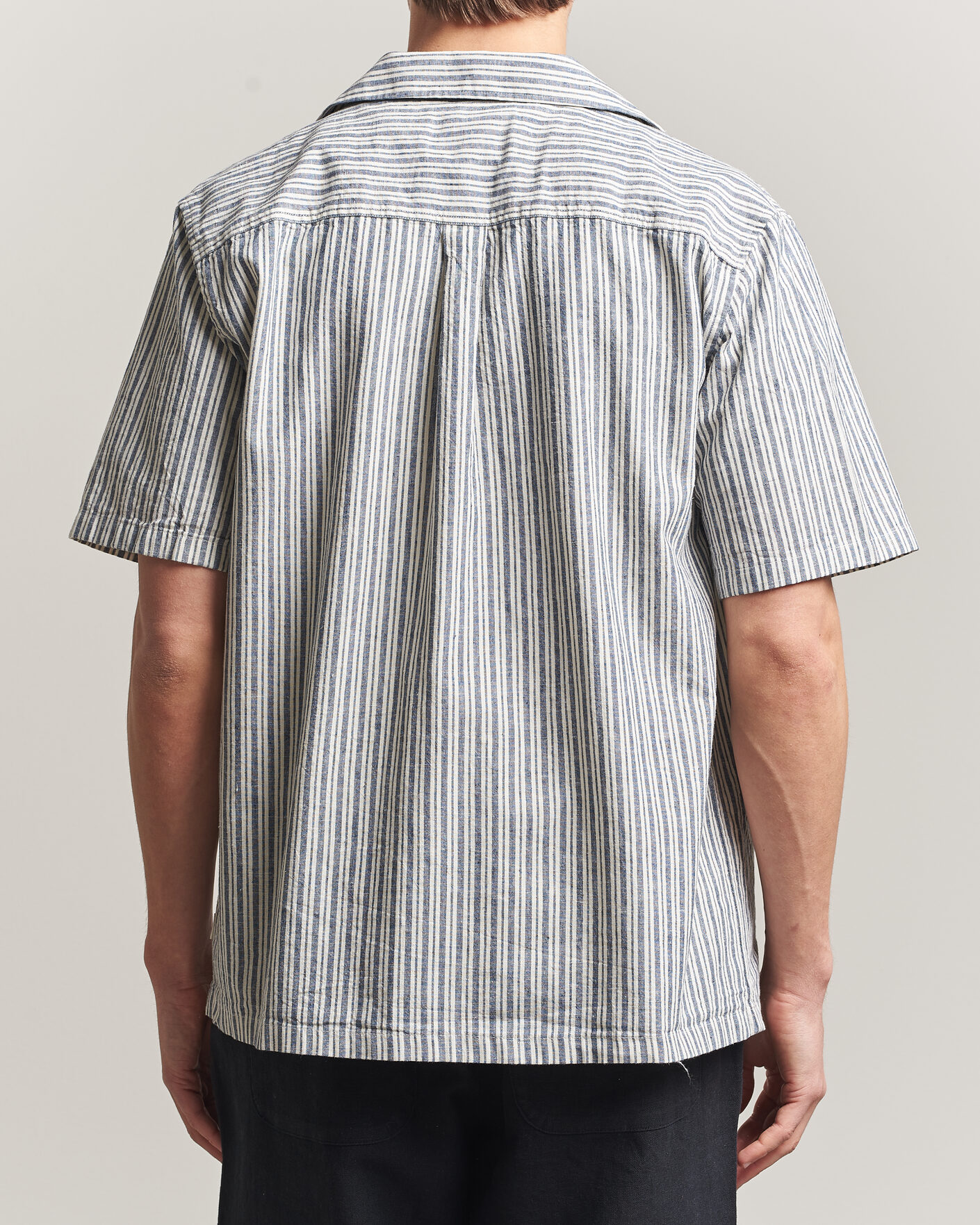 Herr | Skjortor | LES DEUX | Stripe Cotton/Linen Short Sleeve Shirt Dark Blue