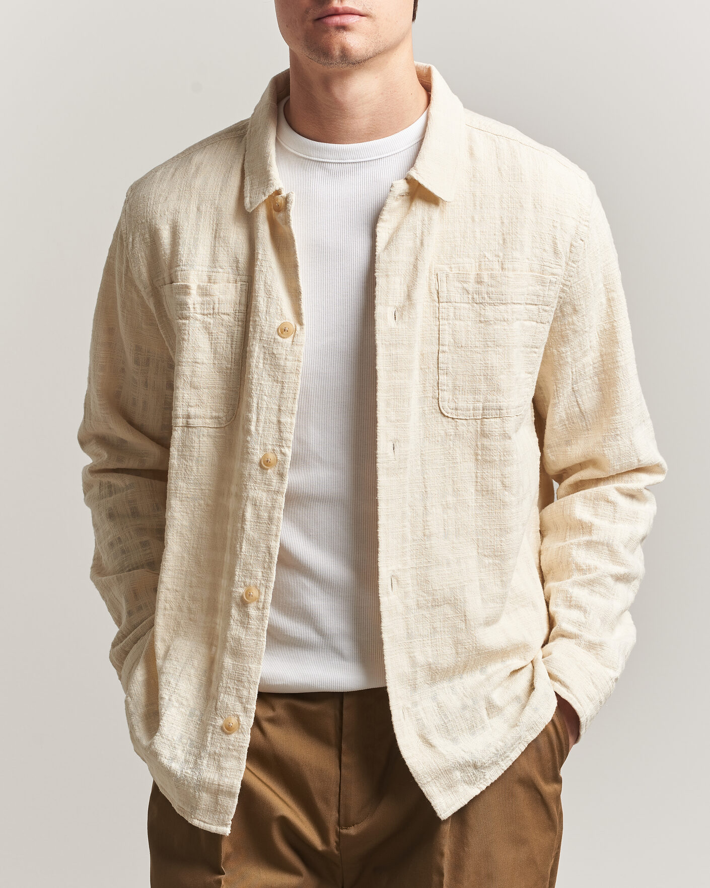 Herr | Skjortor | LES DEUX | Textured Slub Overshirt Ivory
