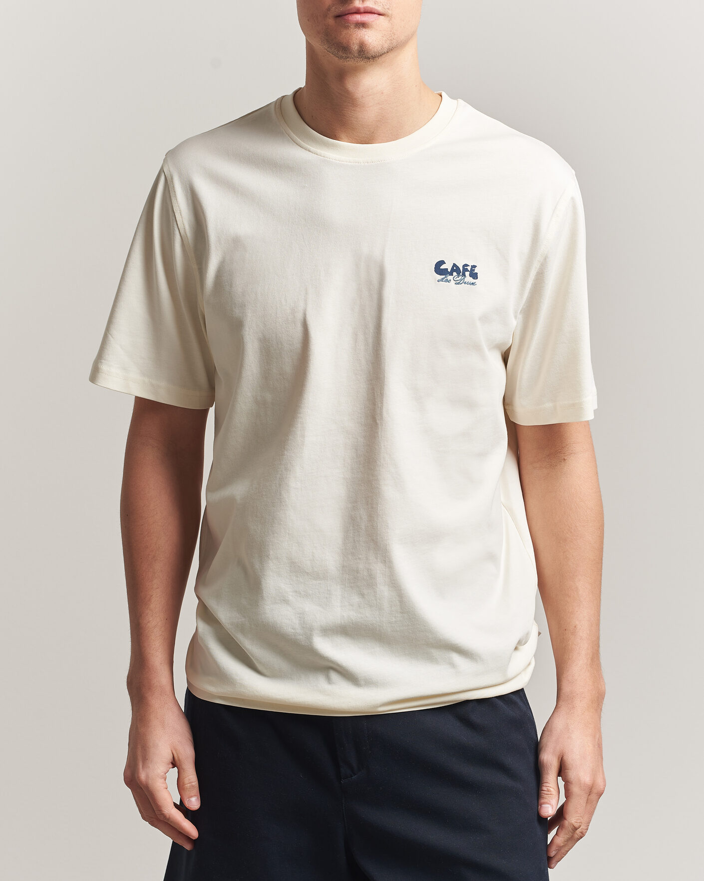Herr | T-Shirts | LES DEUX | Café Backprint T-Shirt Light Ivory