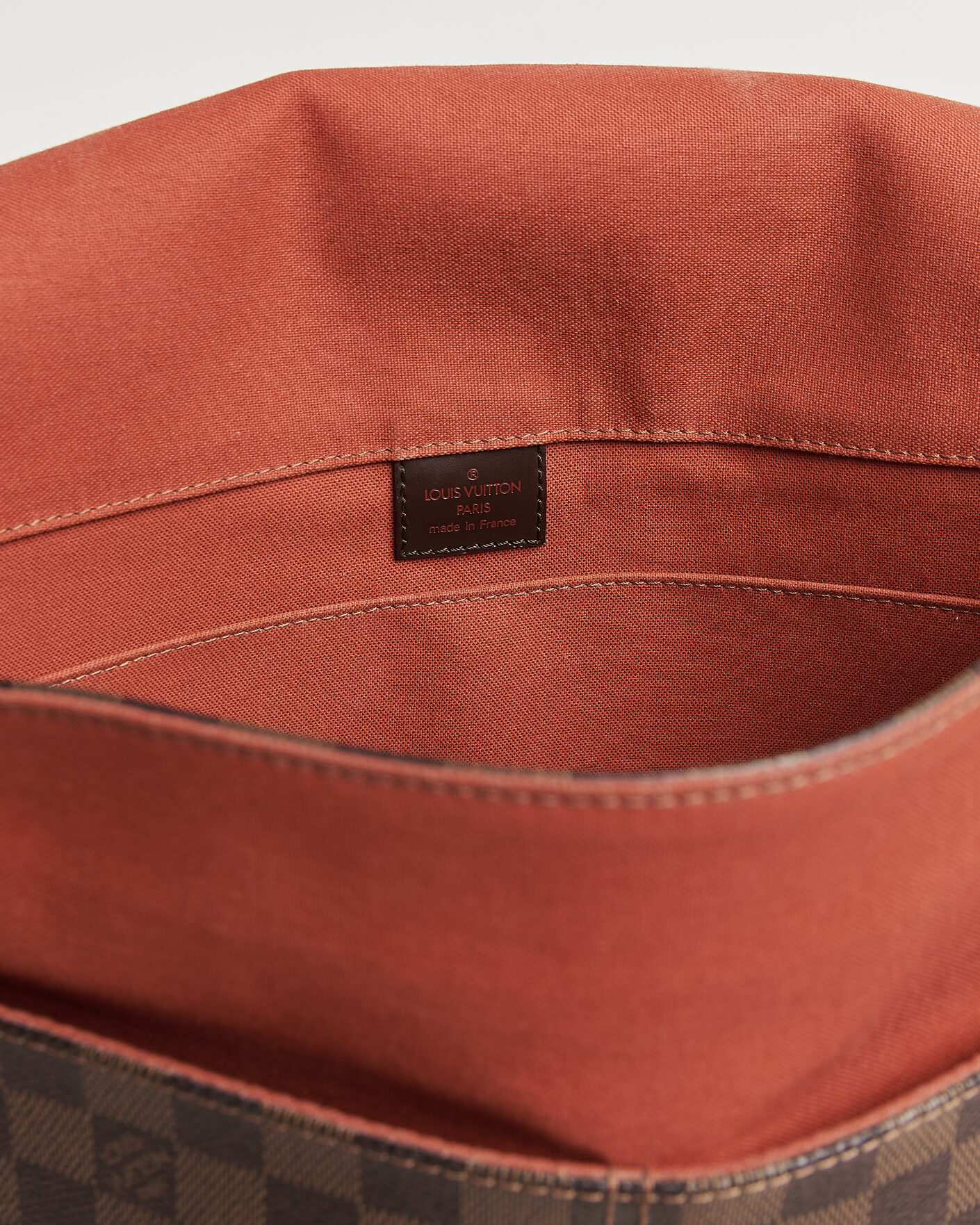 Herr | Pre-Owned & Vintage Bags | Louis Vuitton Pre-Owned | Bastille Bag Damier Ebene