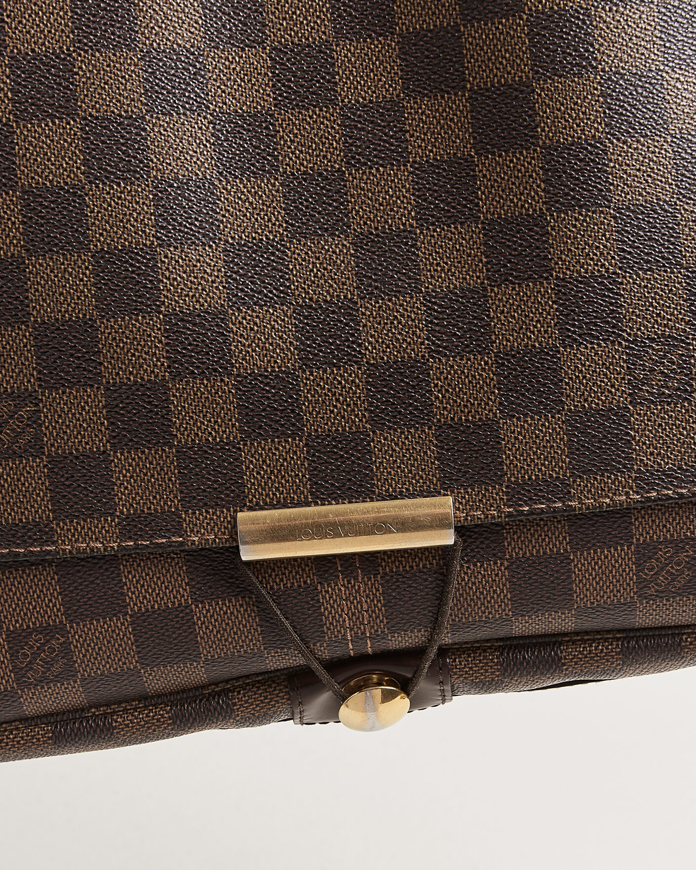 Herr | Pre-Owned & Vintage Bags | Louis Vuitton Pre-Owned | Bastille Bag Damier Ebene
