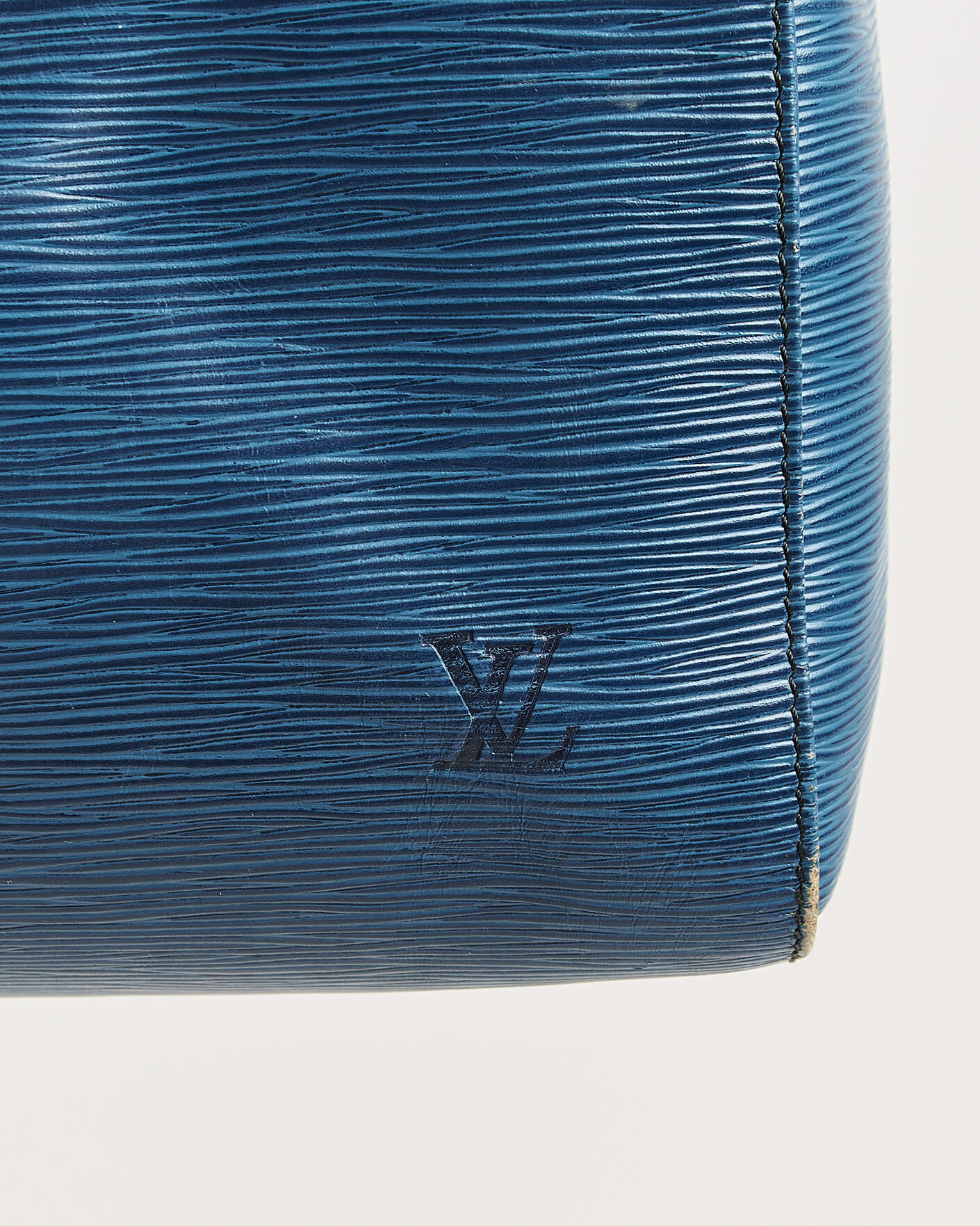 Herr | Pre-Owned & Vintage Bags | Louis Vuitton Pre-Owned | Keepall 45 Epi Leather Blue