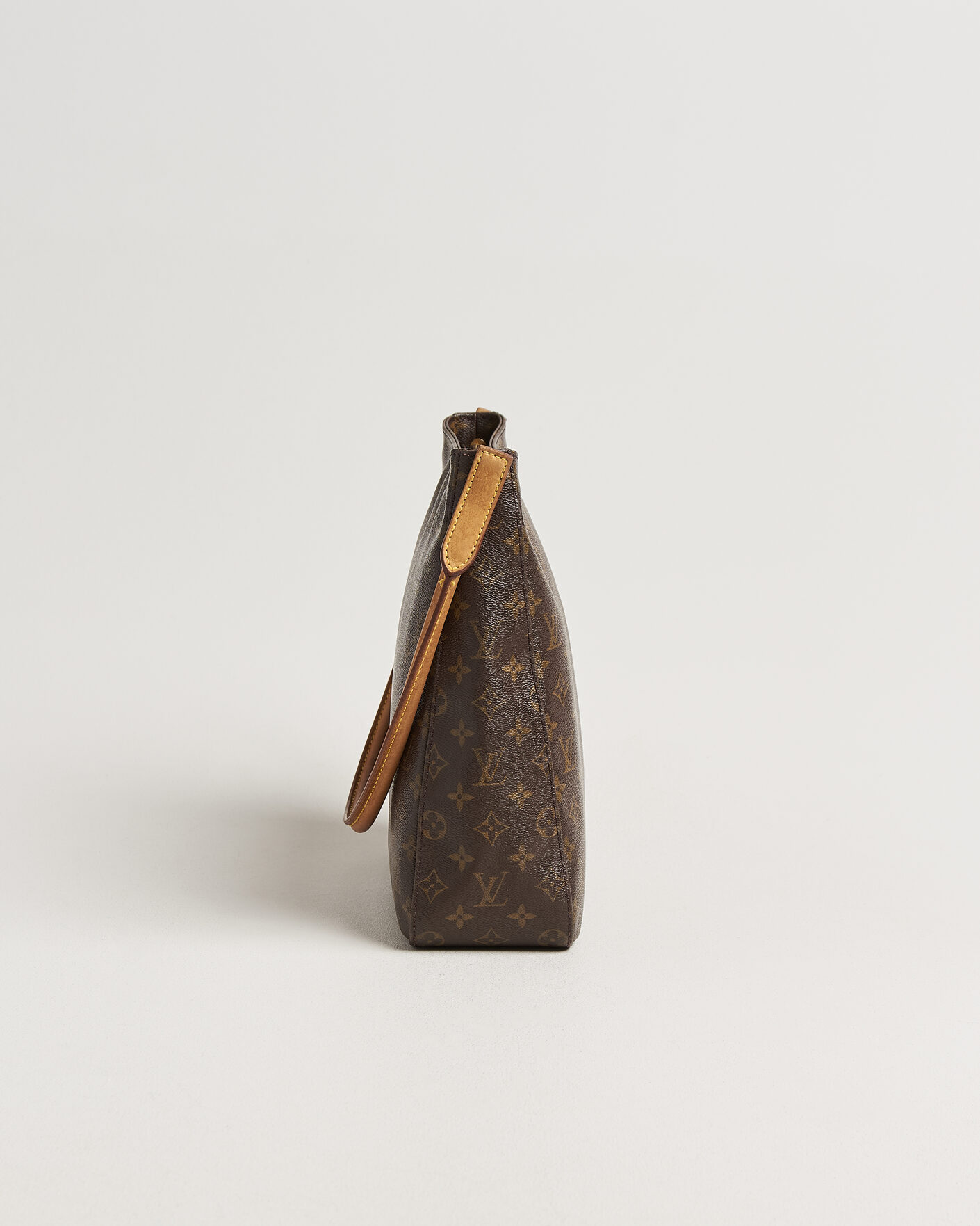 Herr | Pre-Owned & Vintage Bags | Louis Vuitton Pre-Owned | Looping Handbag GM Monogram