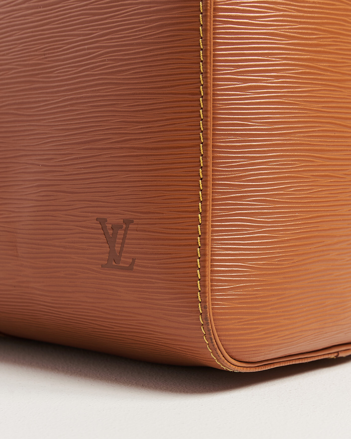 Herr | Pre-Owned & Vintage Bags | Louis Vuitton Pre-Owned | Keepall Epi Leather 45 Brown