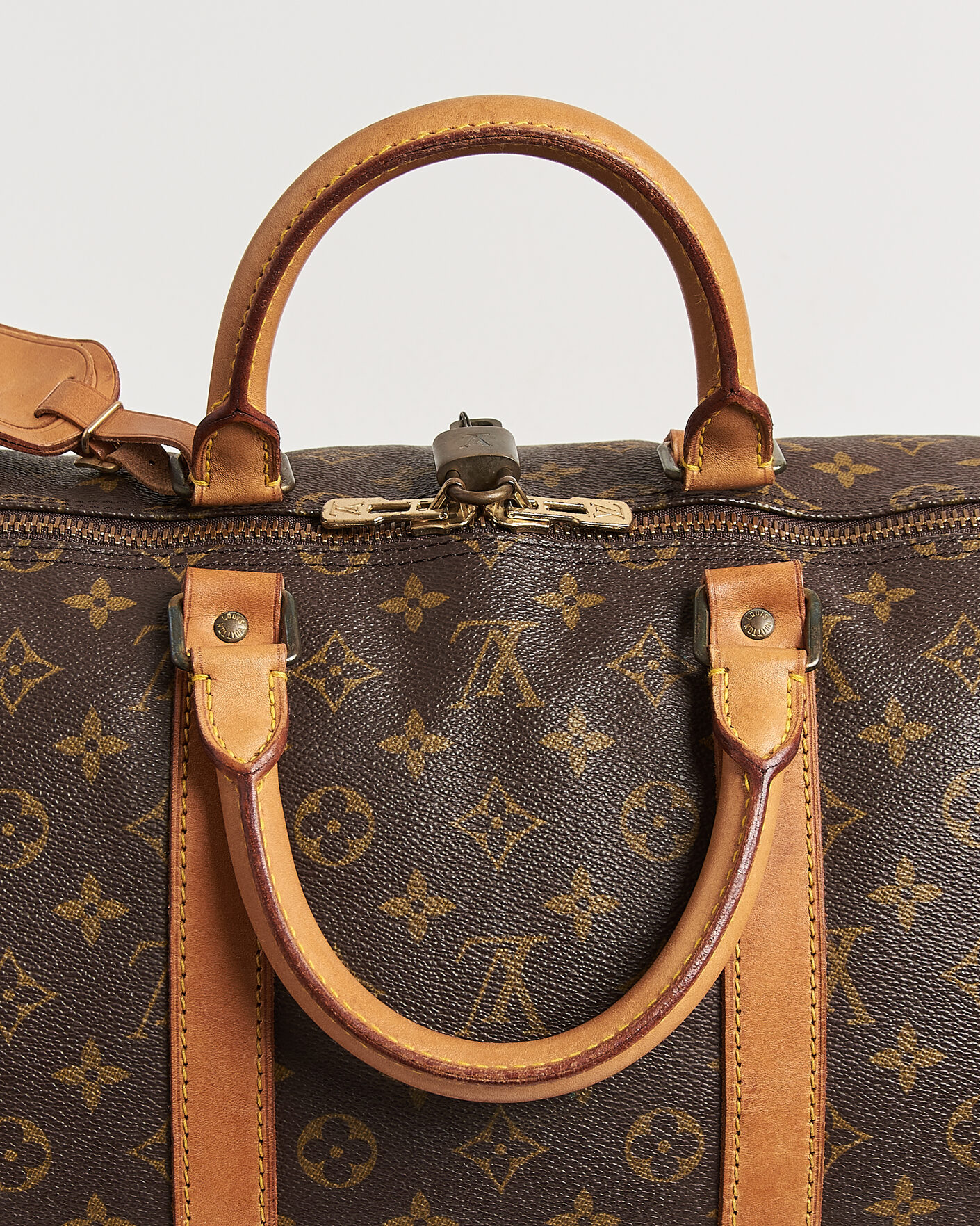 Herr | Pre-Owned & Vintage Bags | Louis Vuitton Pre-Owned | Keepall Bandouliére 55 Monogram