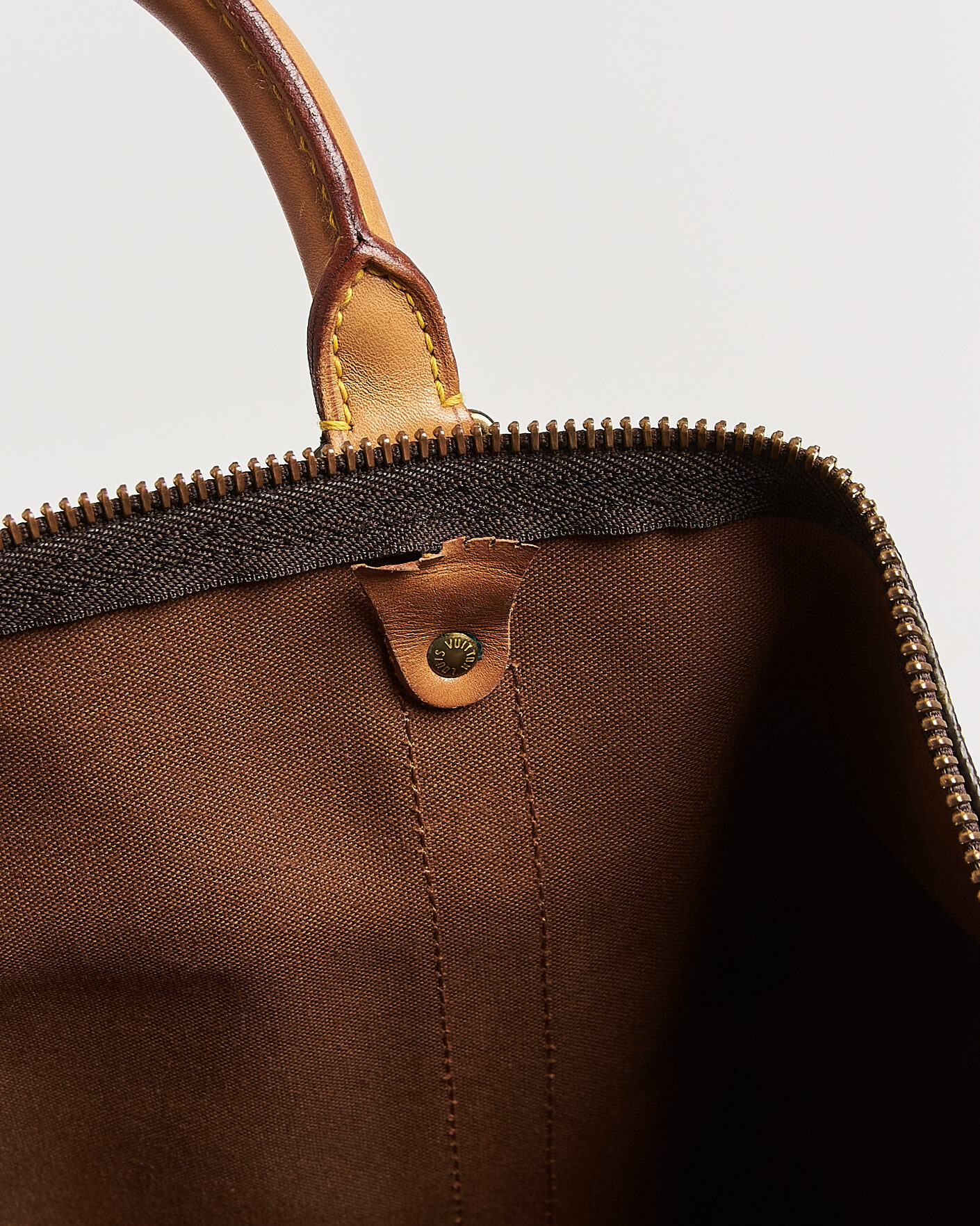 Herr | Pre-Owned & Vintage Bags | Louis Vuitton Pre-Owned | Keepall Bandouliére 55 Monogram