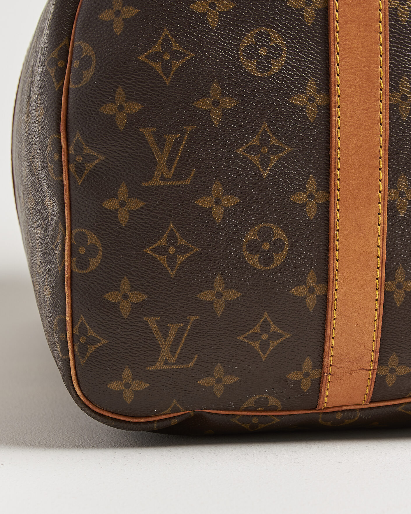 Herr | Pre-Owned & Vintage Bags | Louis Vuitton Pre-Owned | Keepall Bandouliére 55 Monogram