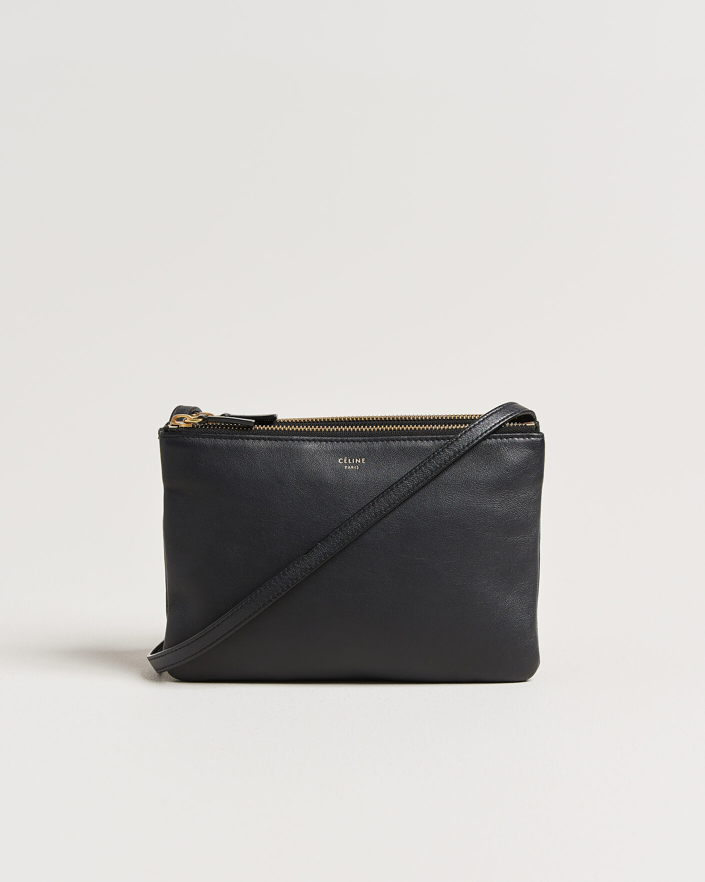 Herr | Pre-Owned & Vintage Bags | Celine Pre-Owned | Trio Bag Small Leather Black