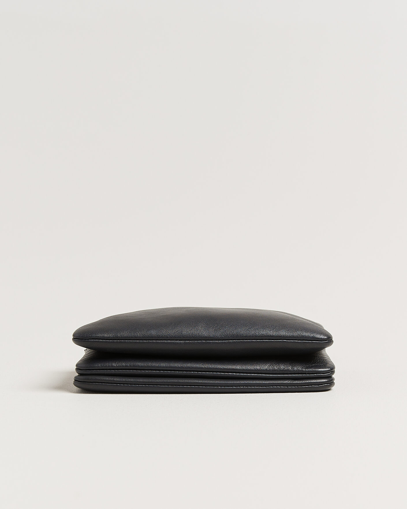 Herr | Pre-Owned & Vintage Bags | Celine Pre-Owned | Trio Bag Small Leather Black