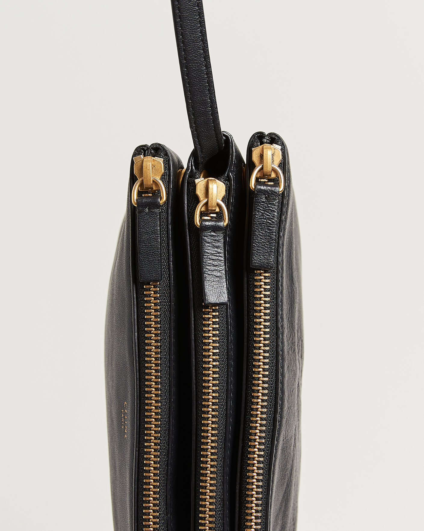 Herr | Pre-Owned & Vintage Bags | Celine Pre-Owned | Trio Bag Small Leather Black