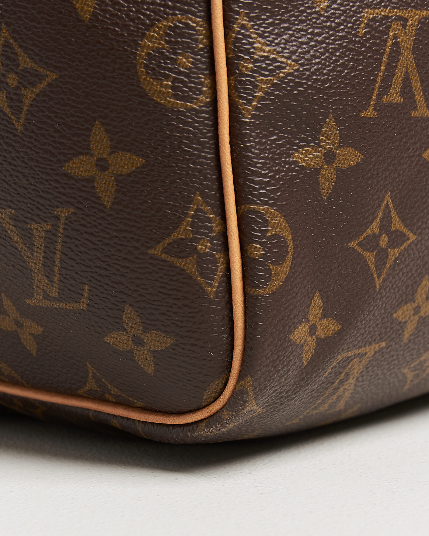 Herr | Pre-Owned & Vintage Bags | Louis Vuitton Pre-Owned | Keepall Bandouliére 55 Monogram