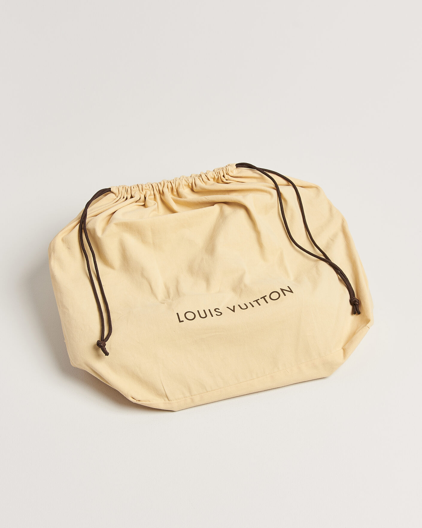 Herr | Pre-Owned & Vintage Bags | Louis Vuitton Pre-Owned | Keepall Bandouliére 55 Damier Graphite